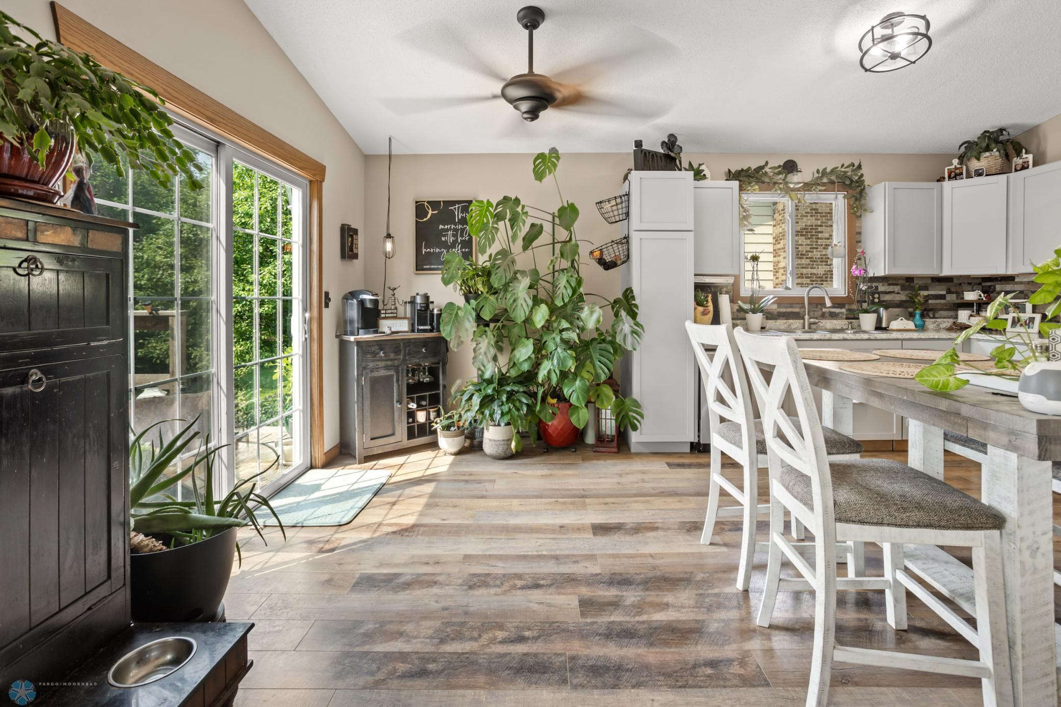 1808 25th Avenue S