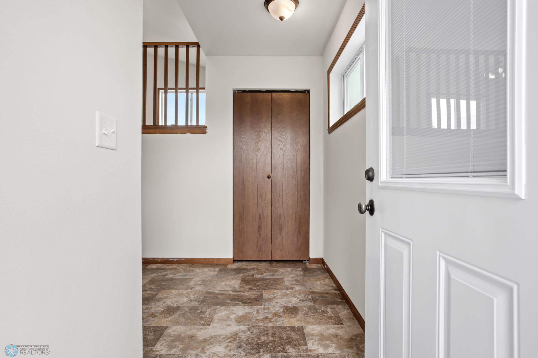 2728 Westwood Street W