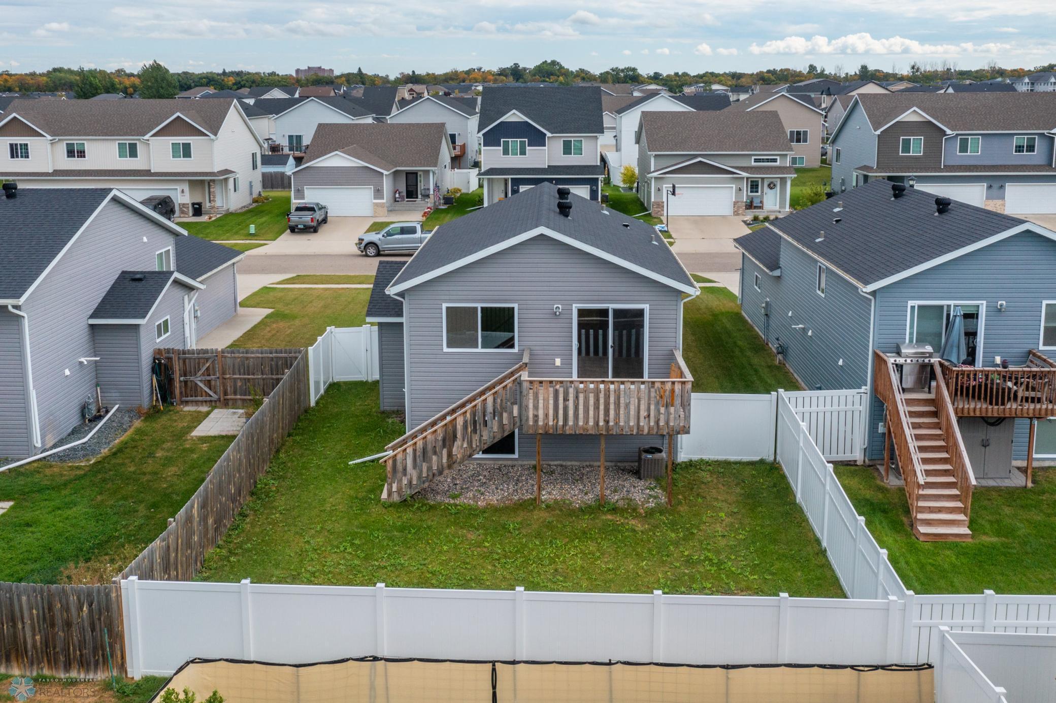 2728 Westwood Street W