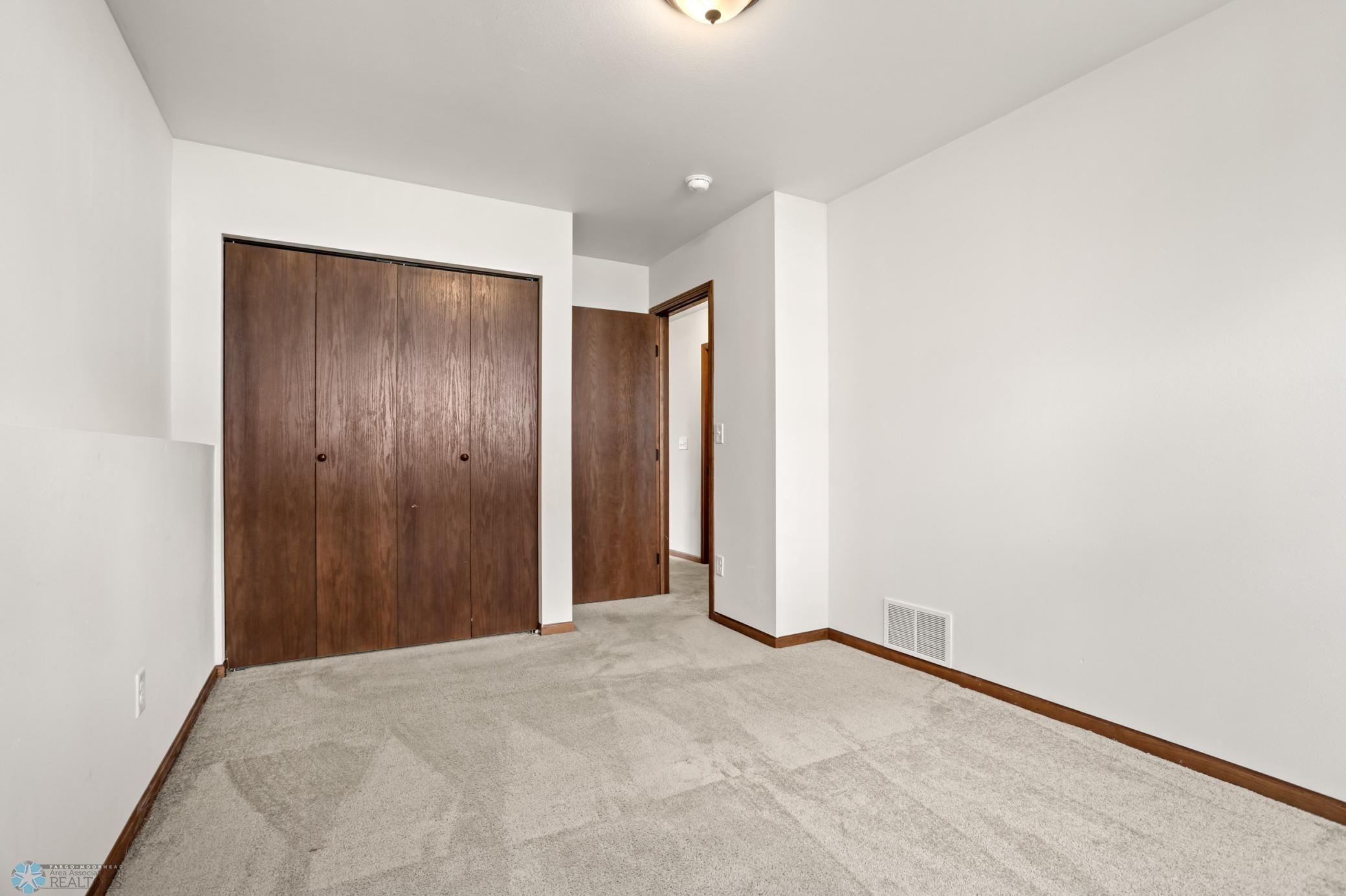 2728 Westwood Street W