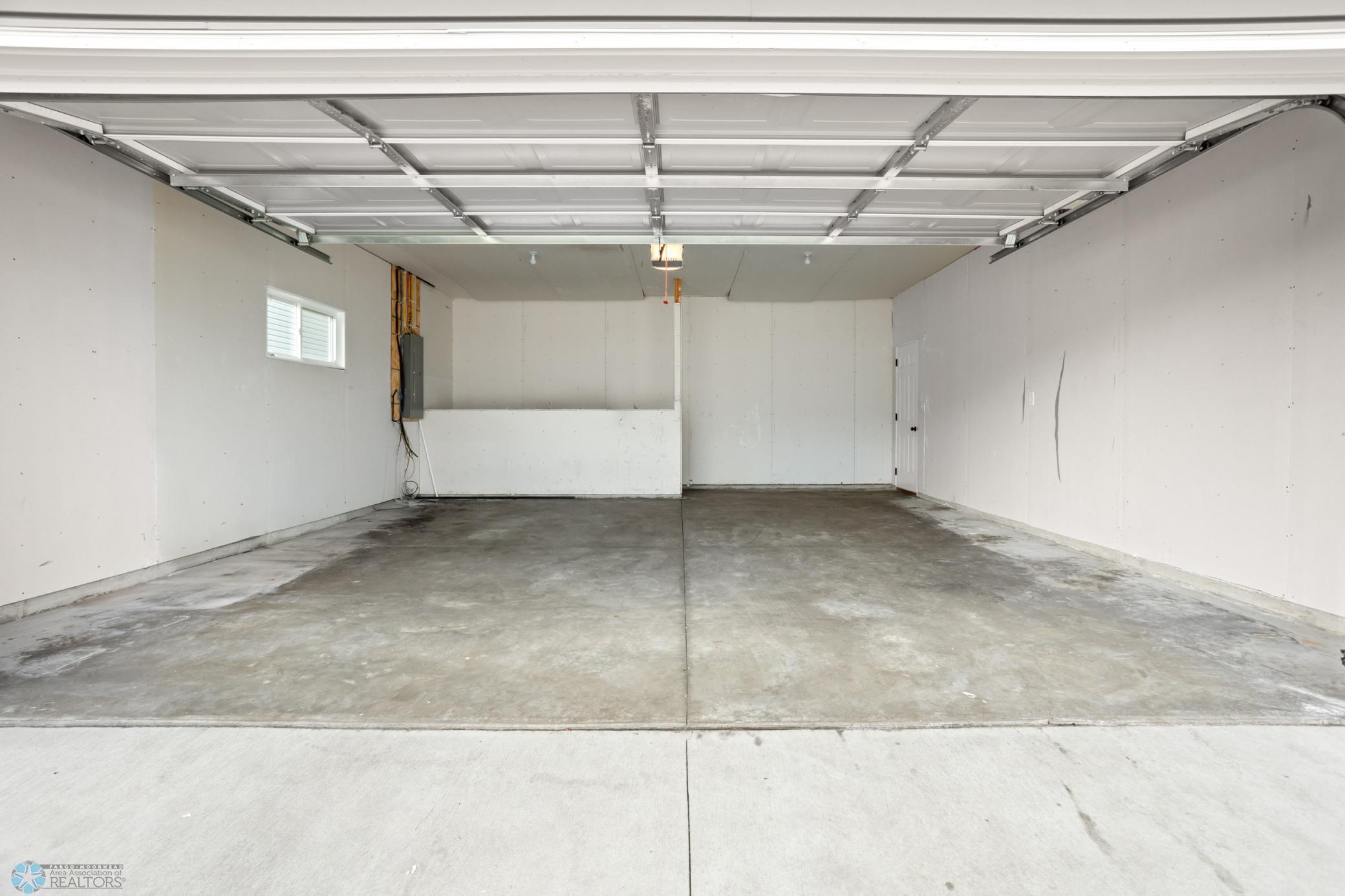 2728 Westwood Street W