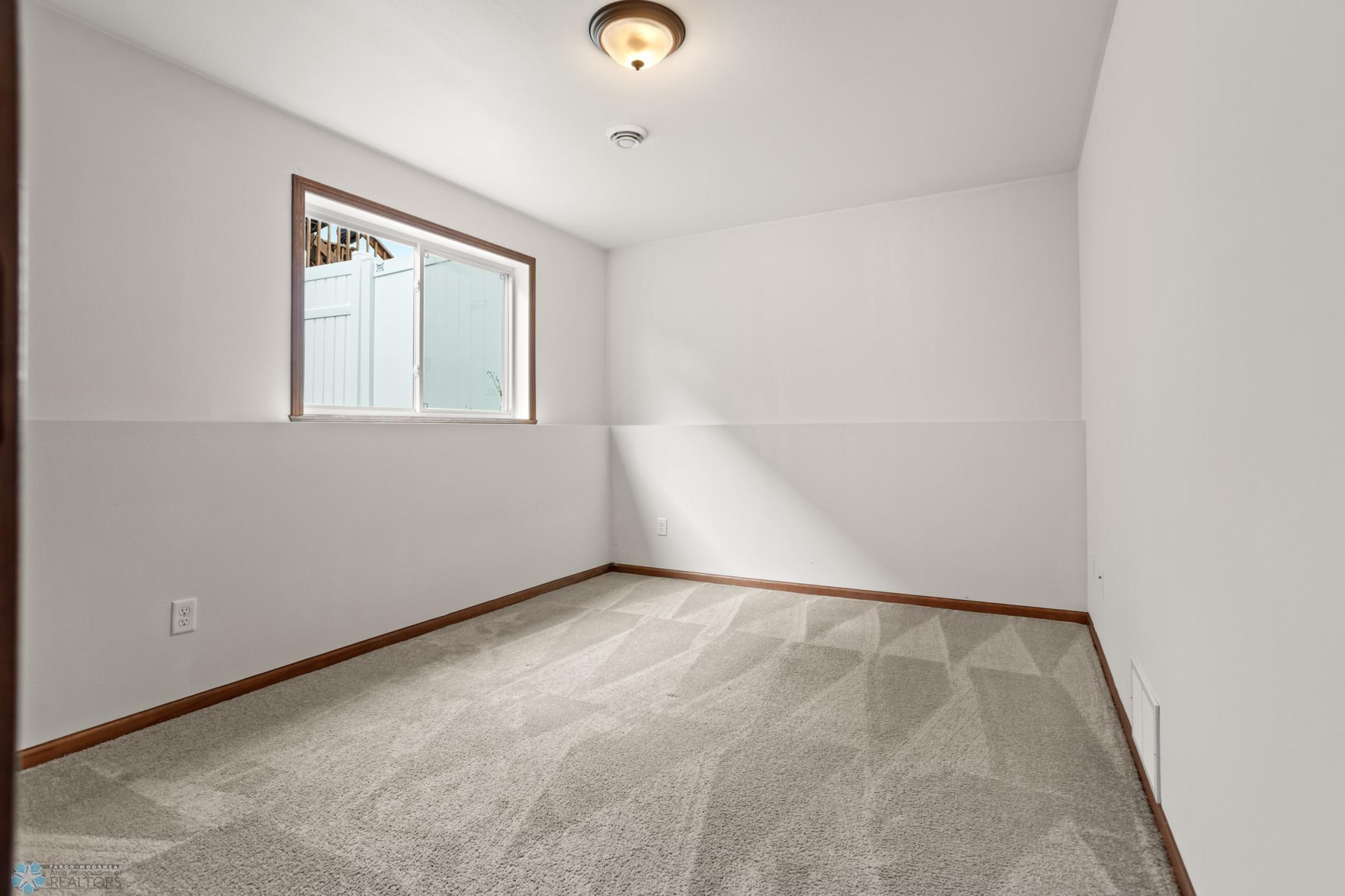 2728 Westwood Street W