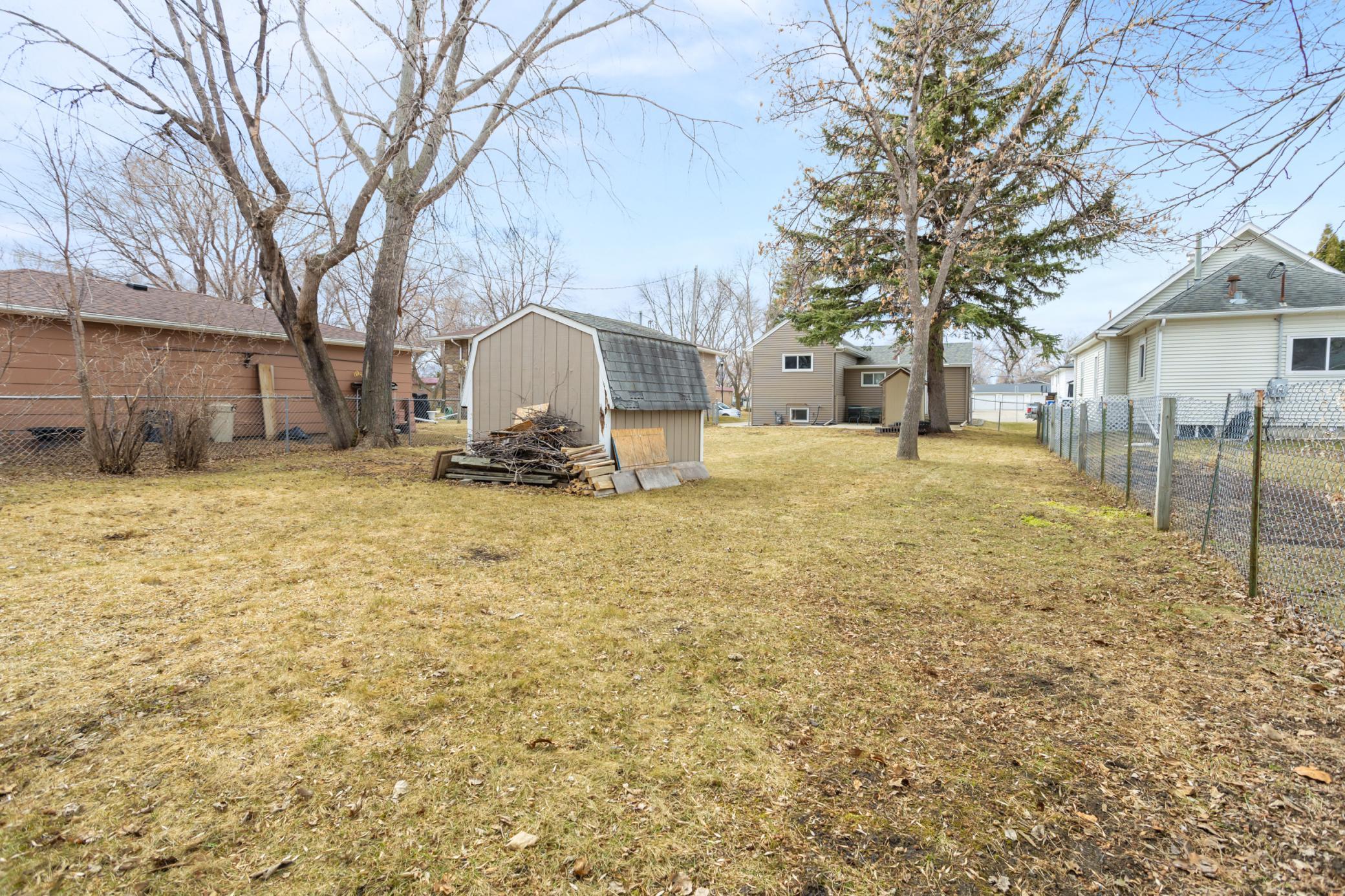 1446 16 1/2 Street S