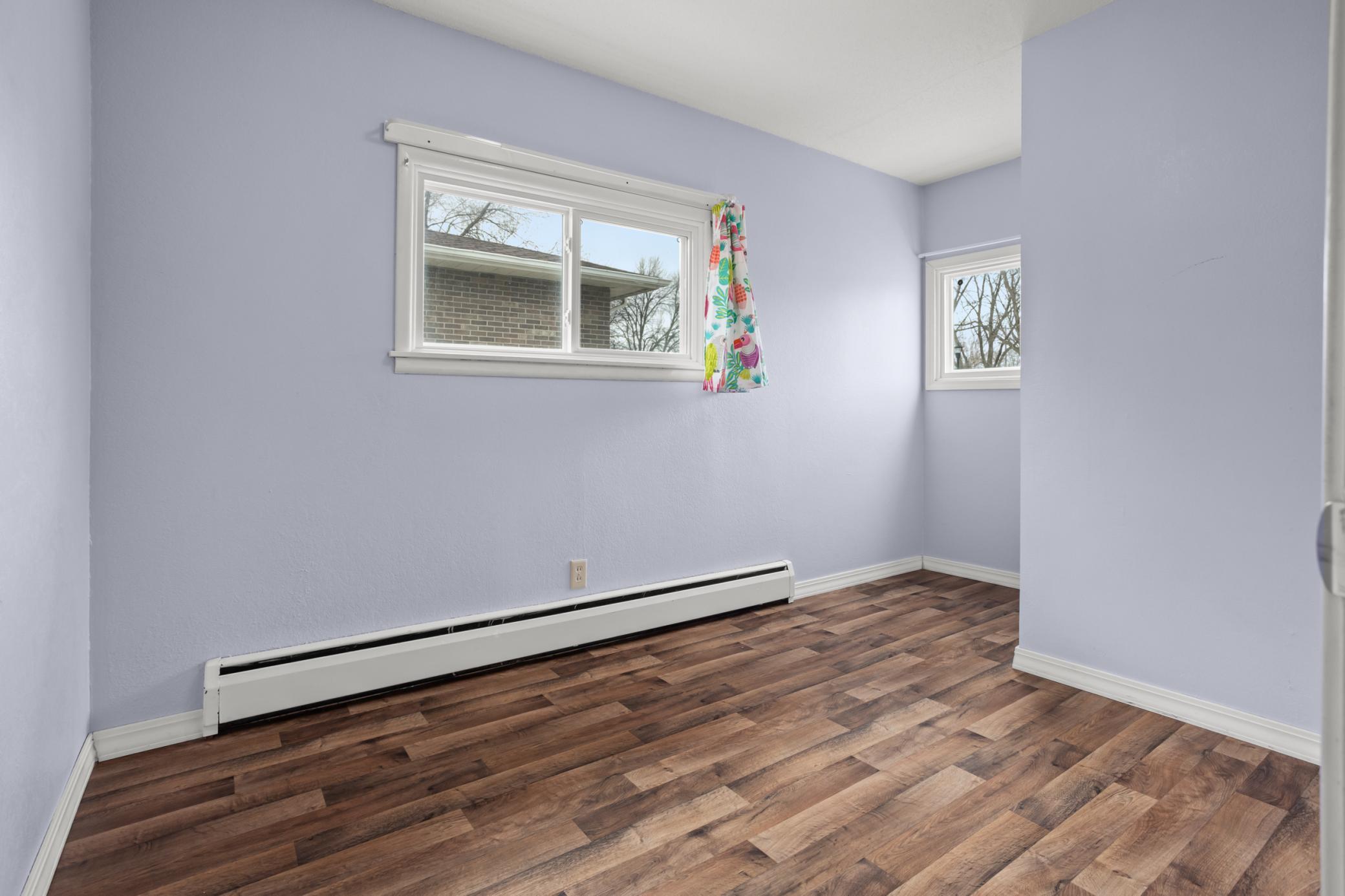 1446 16 1/2 Street S