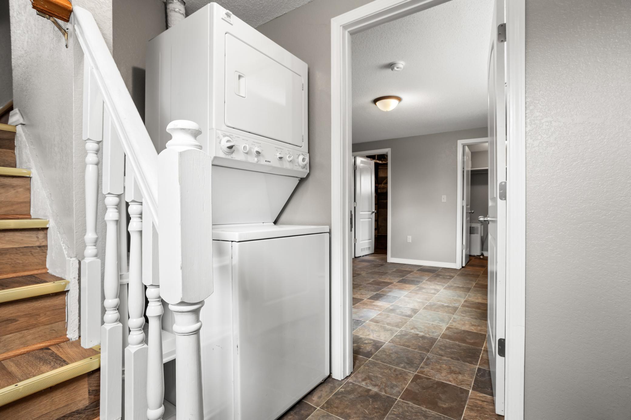 1446 16 1/2 Street S