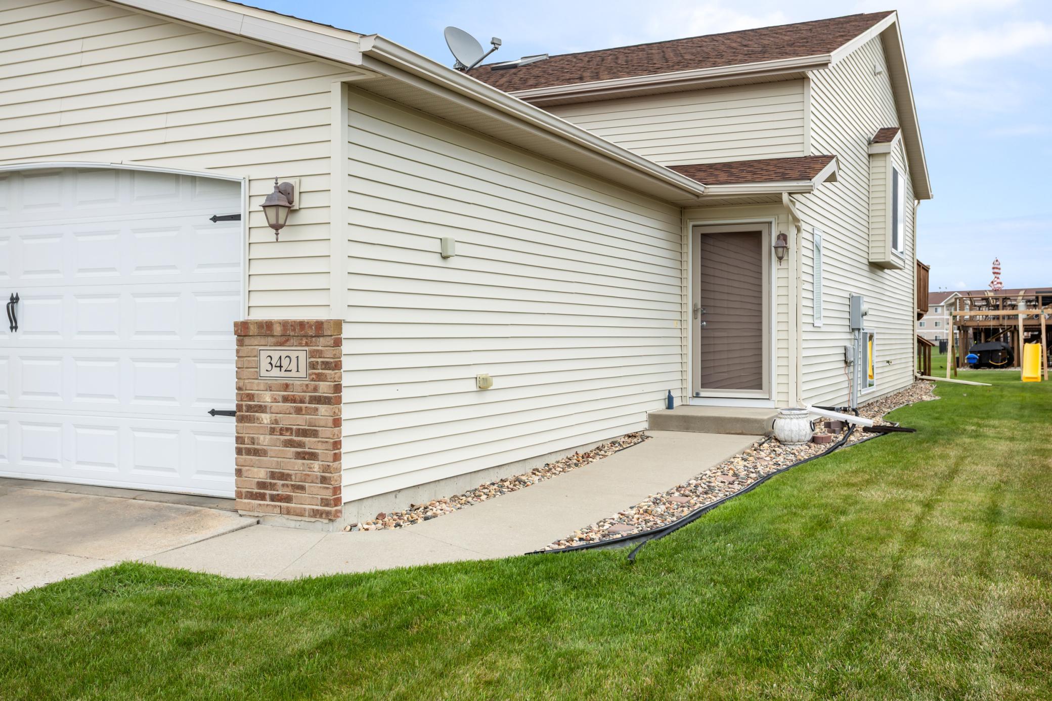 3421 Eagle Run Drive