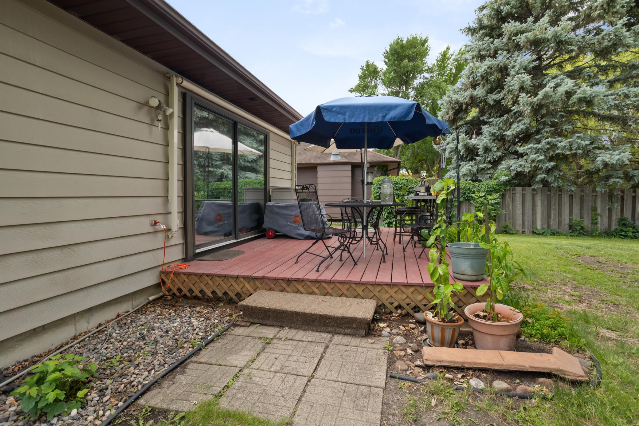 3715 Burritt Street S