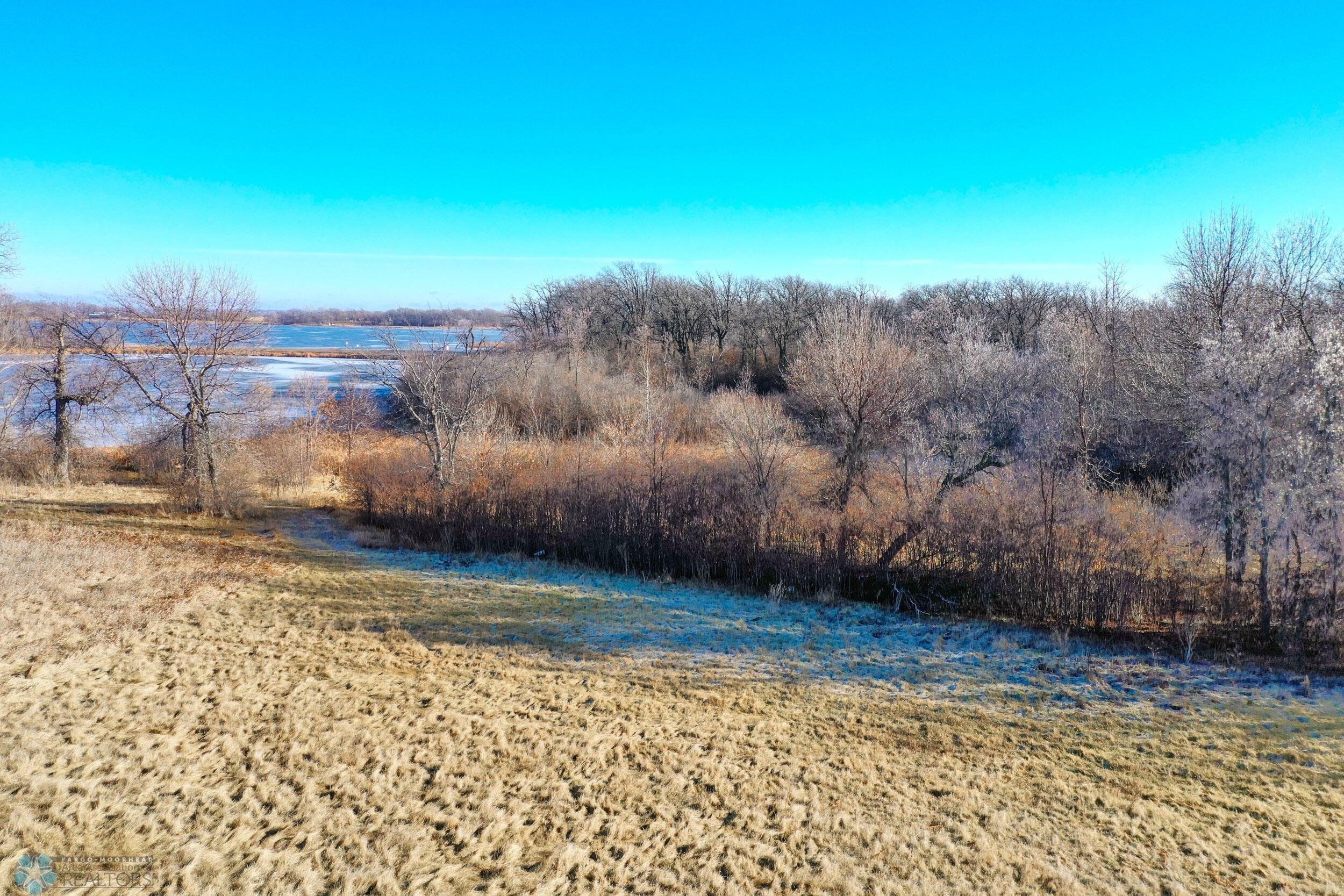 000 SOUTHSHORES CIRCLE