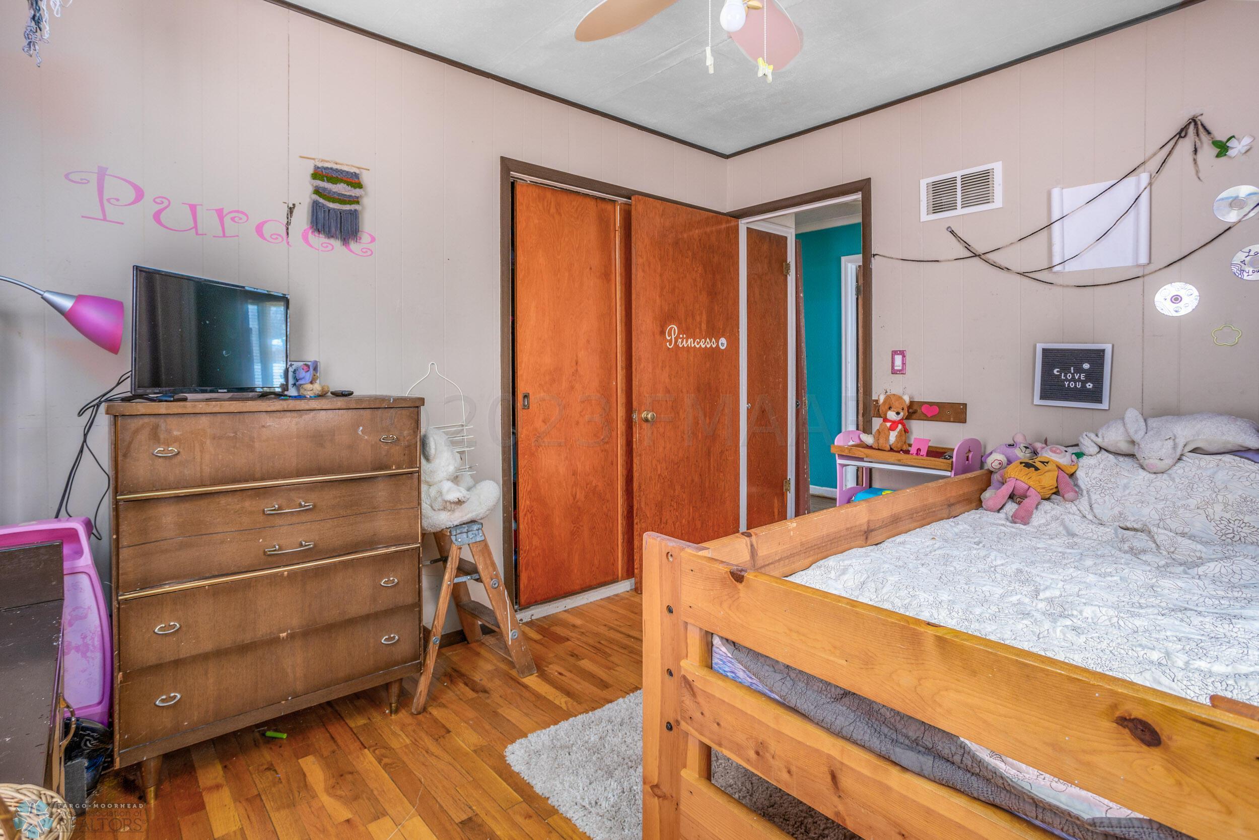 1206 BURREL Avenue SE