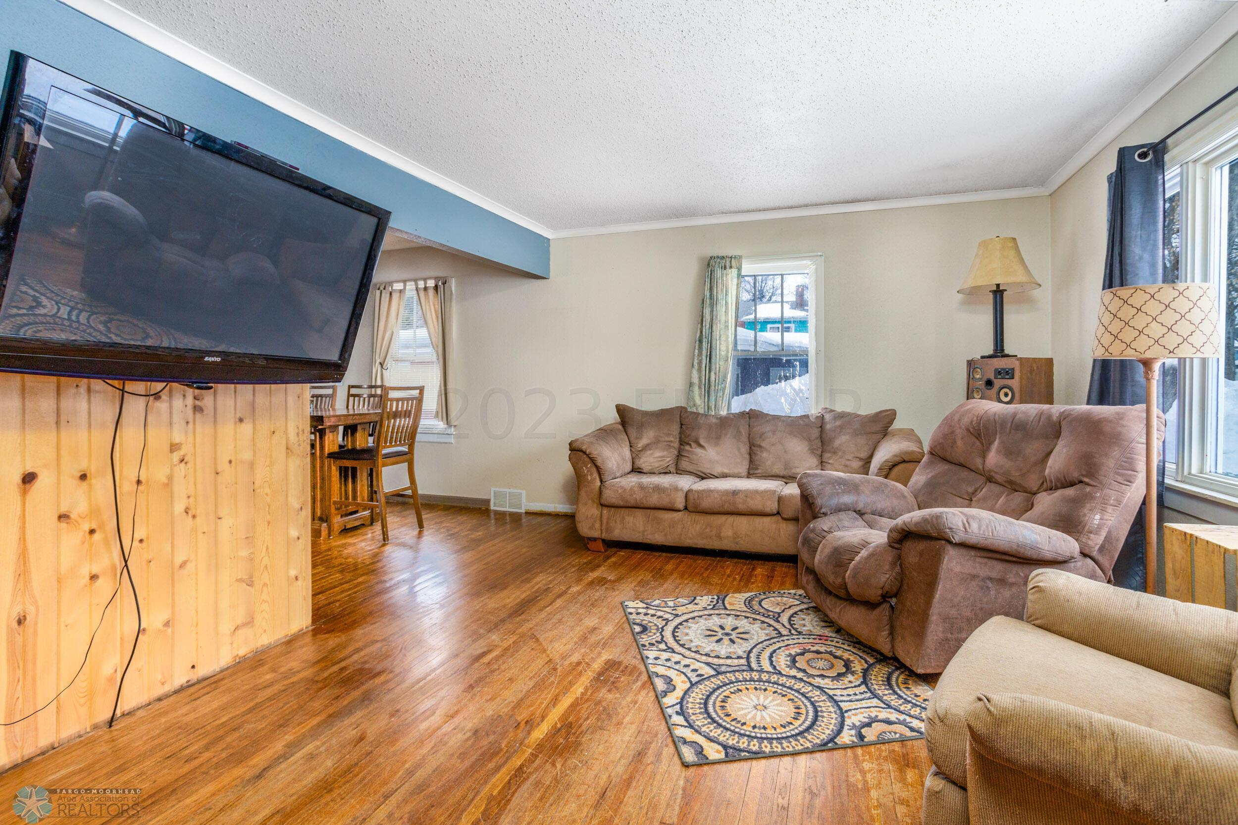 1206 BURREL Avenue SE