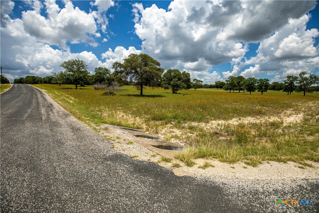 The Settlement at Patriot Ranch | 5.02 Acre Cornerstone Lot | Luling, TX