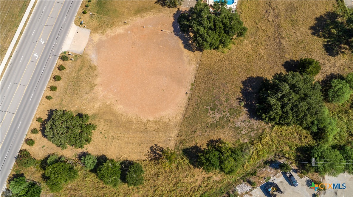 Prime Commercial Lease Lot | N Esplanade St, Cuero, TX