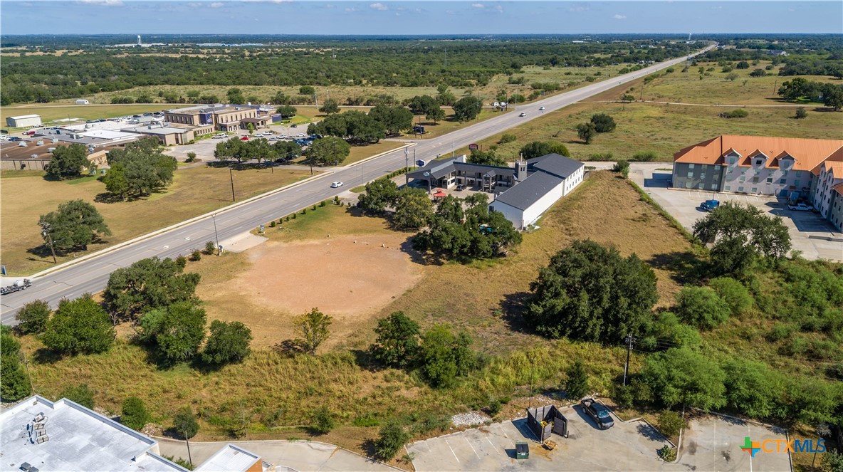 Prime Commercial Lease Lot | N Esplanade St, Cuero, TX