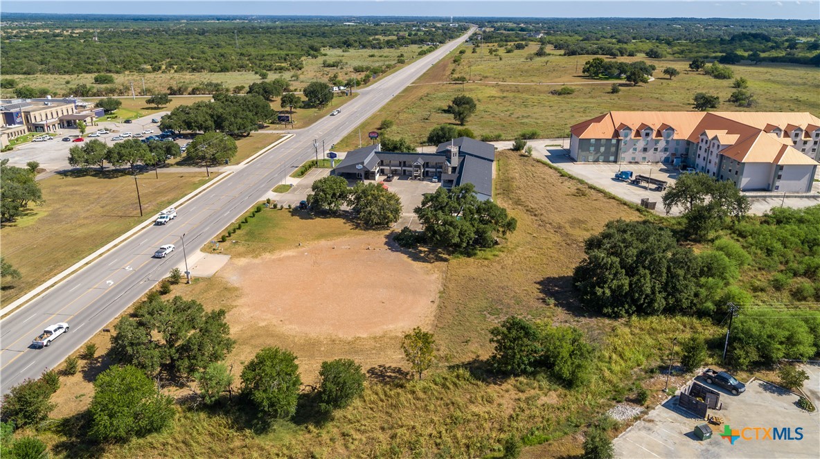 Prime Commercial Lease Lot | N Esplanade St, Cuero, TX