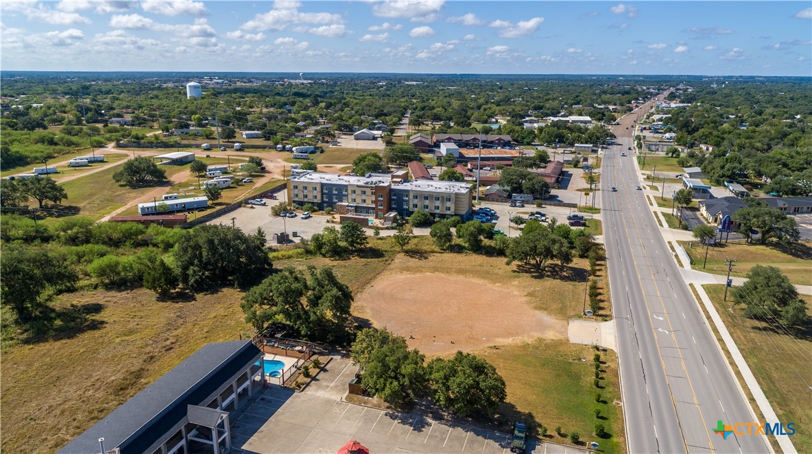 Prime Commercial Lease Lot | N Esplanade St, Cuero, TX