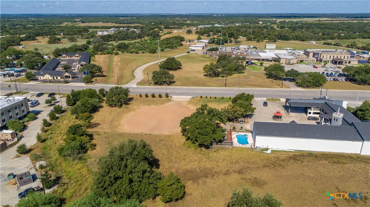 Prime Commercial Lease Lot | N Esplanade St, Cuero, TX