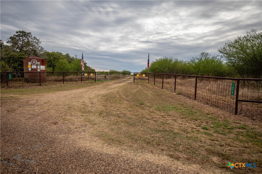 The S&K 408 | 408± Acres | Cuero, DeWitt County, Texas