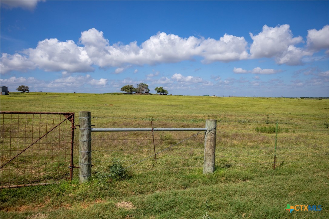 The Utley Ranch | 411± Acres | Karnes County