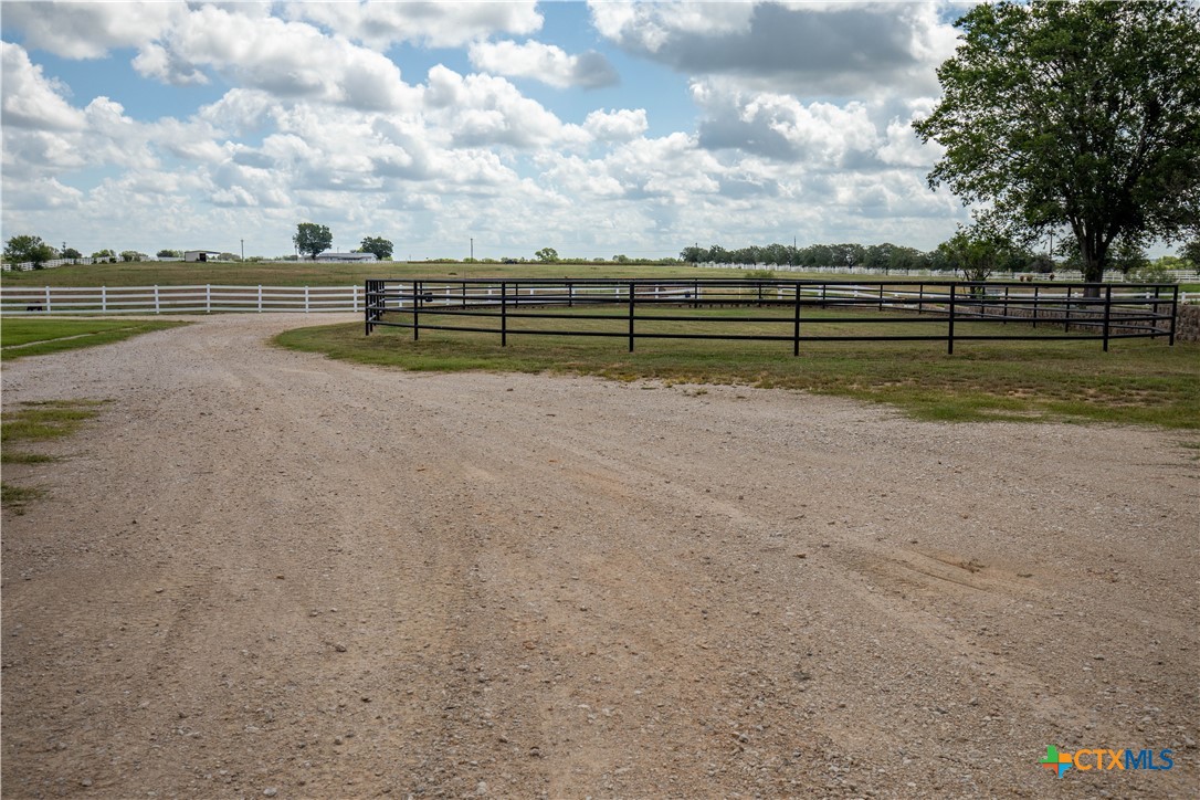 Bar KR Equine Ranch | 32.316± ACRES | Guadalupe County