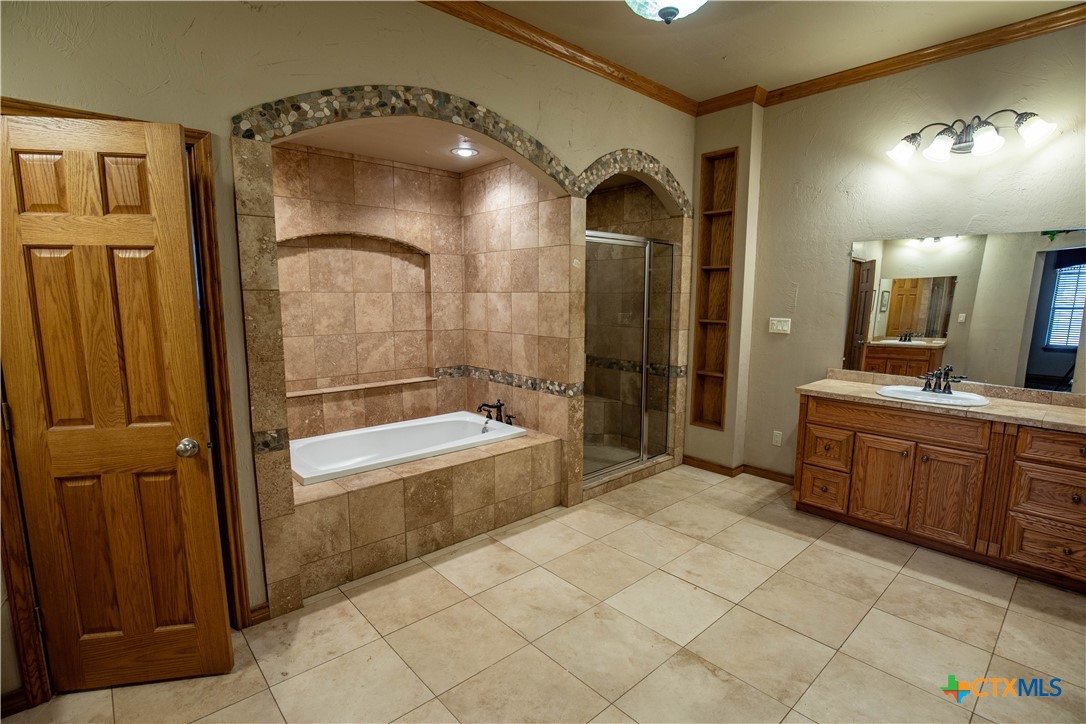 Bar KR Equine Ranch | 32.316± ACRES | Guadalupe County