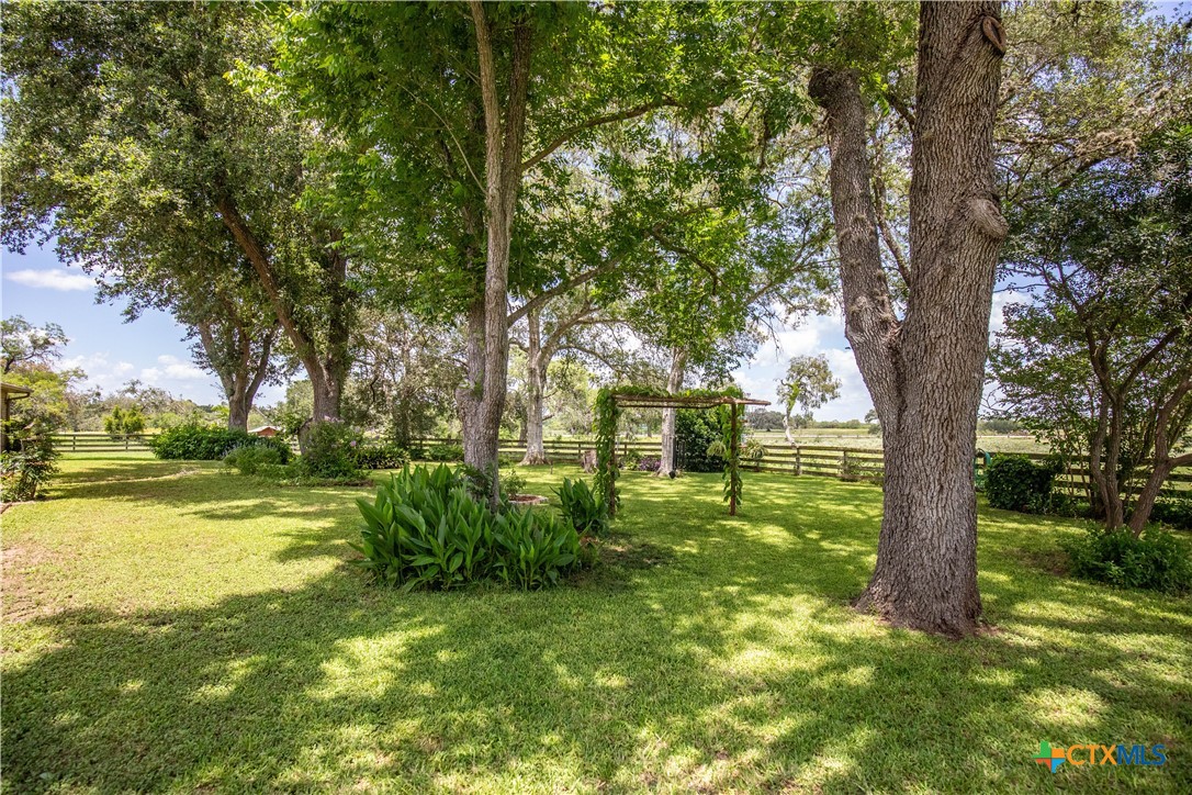 Heritage Oaks Ranch | 125± Acres | Yorktown, DeWitt County