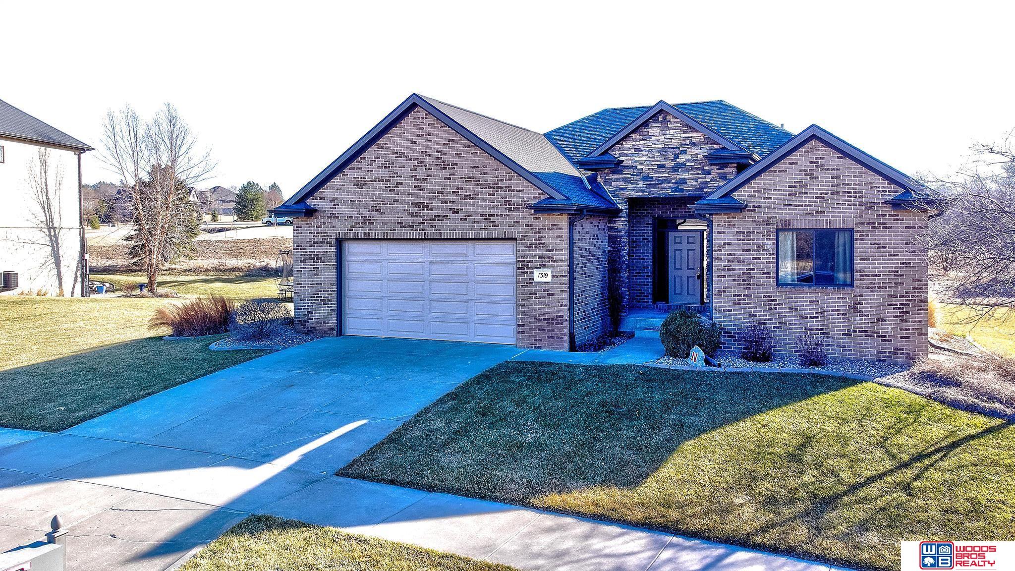 1319 W Cademon Circle