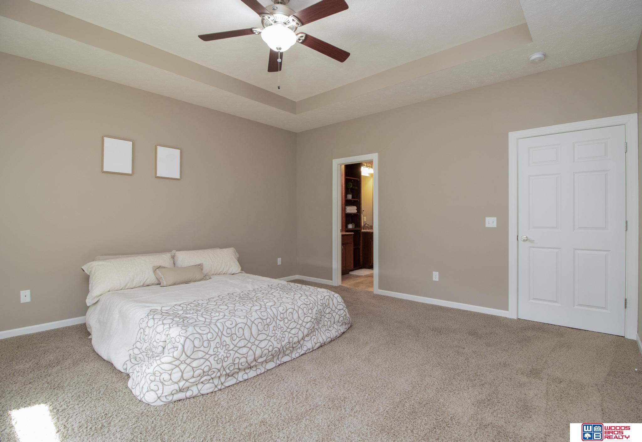 1319 W Cademon Circle