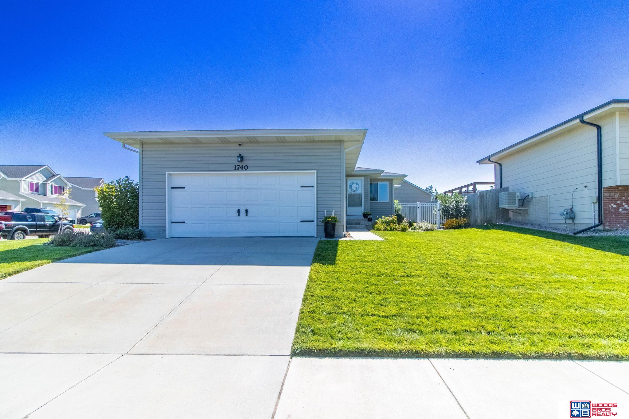 1740 SW Derek Avenue