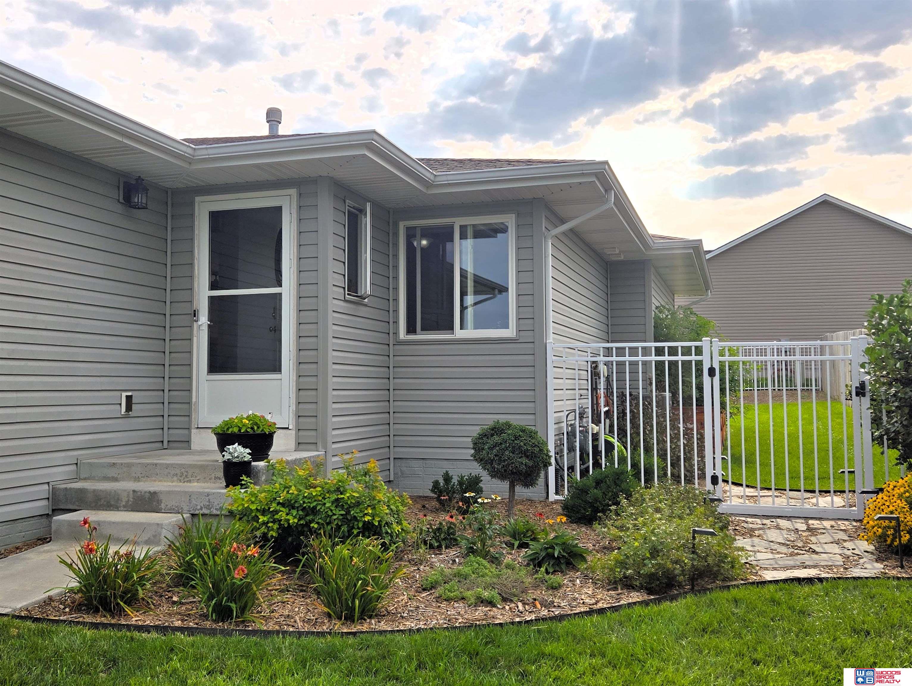 1740 SW Derek Avenue