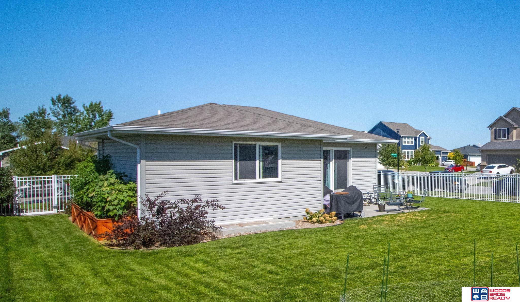 1740 SW Derek Avenue