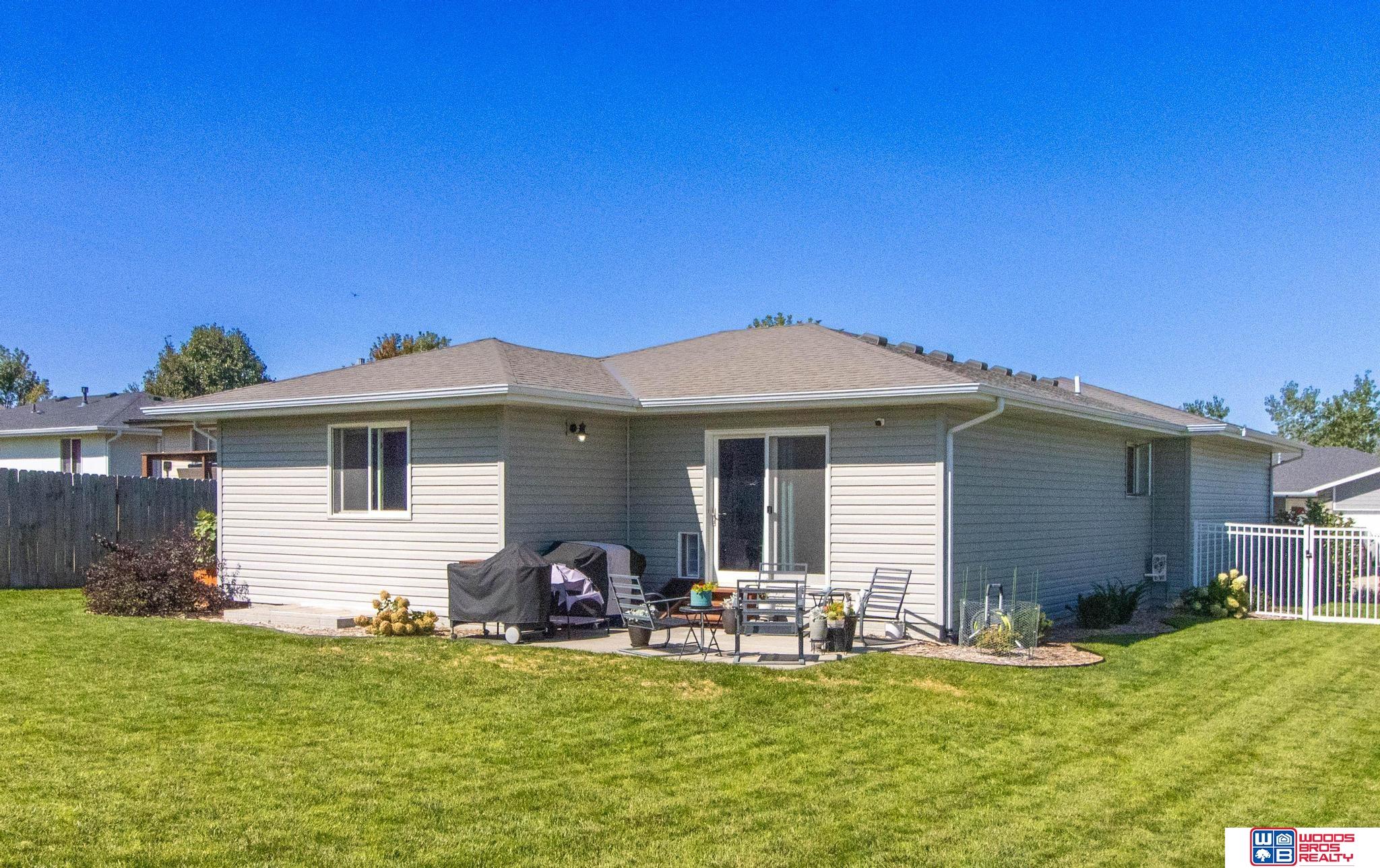 1740 SW Derek Avenue