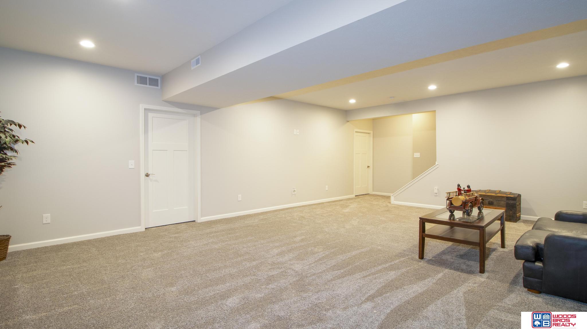 9249 Fairbanks Court