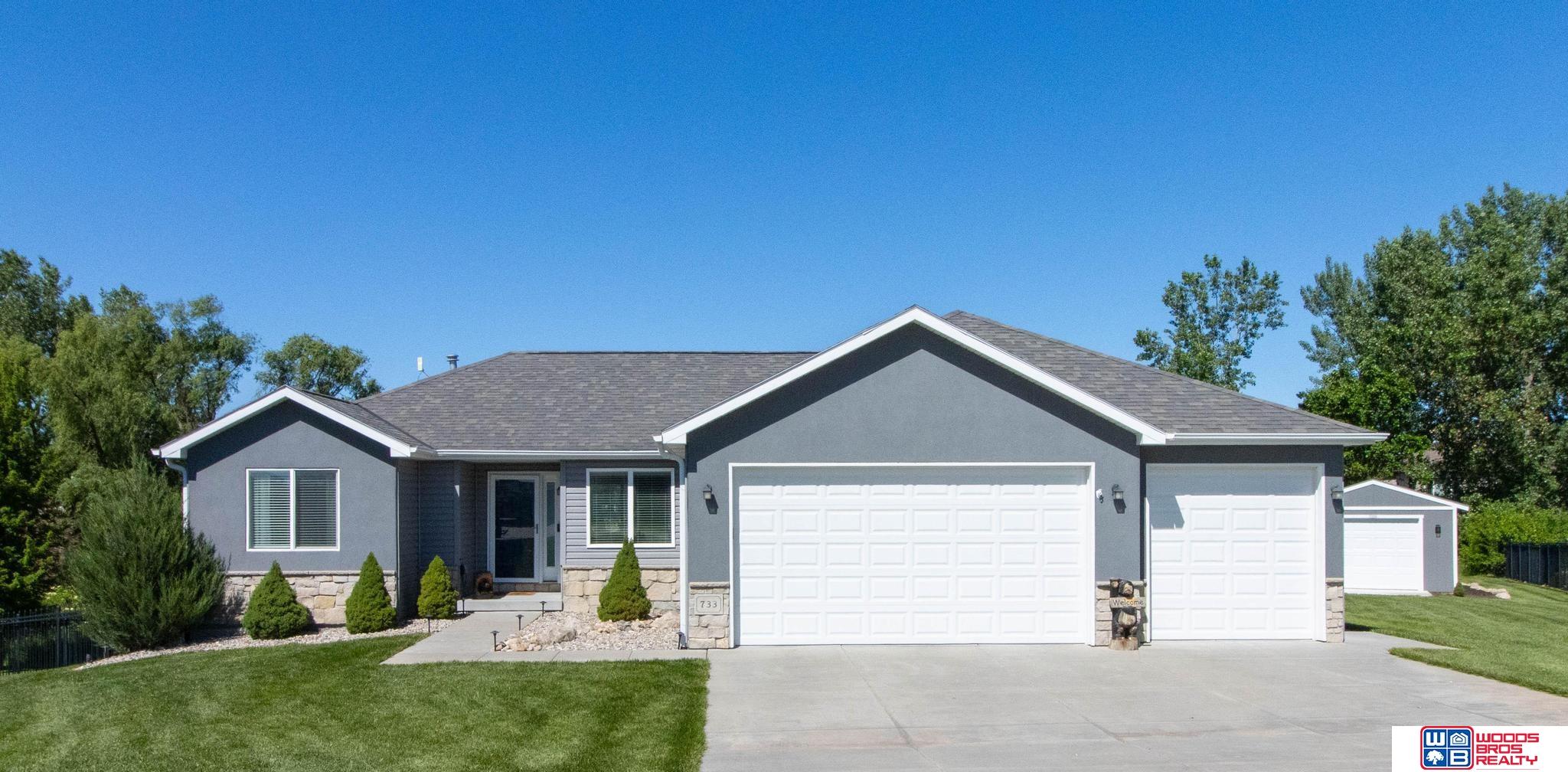 733 Spruce Circle