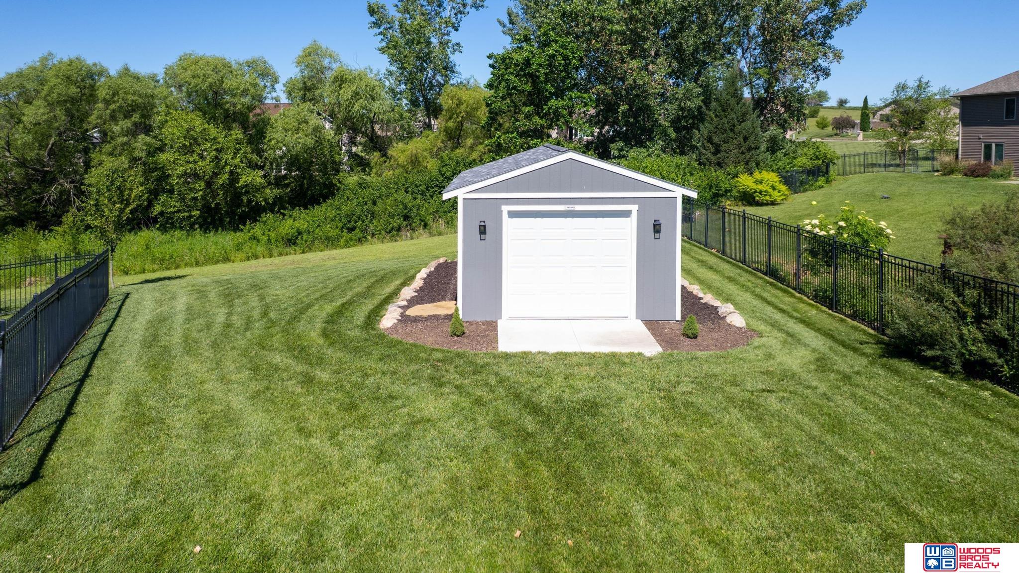 733 Spruce Circle