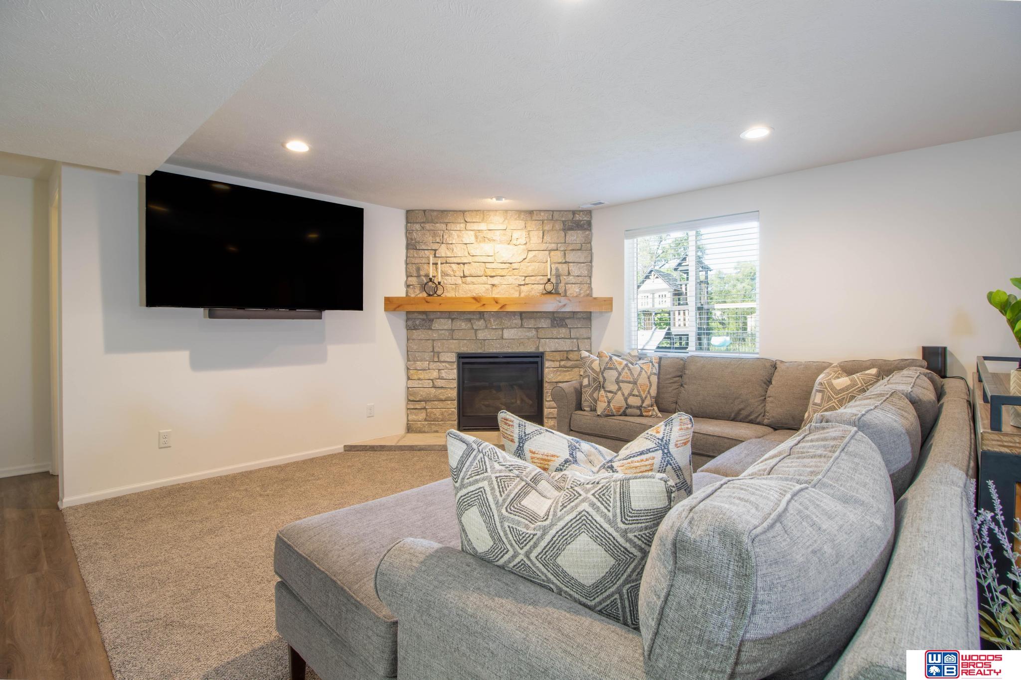 733 Spruce Circle