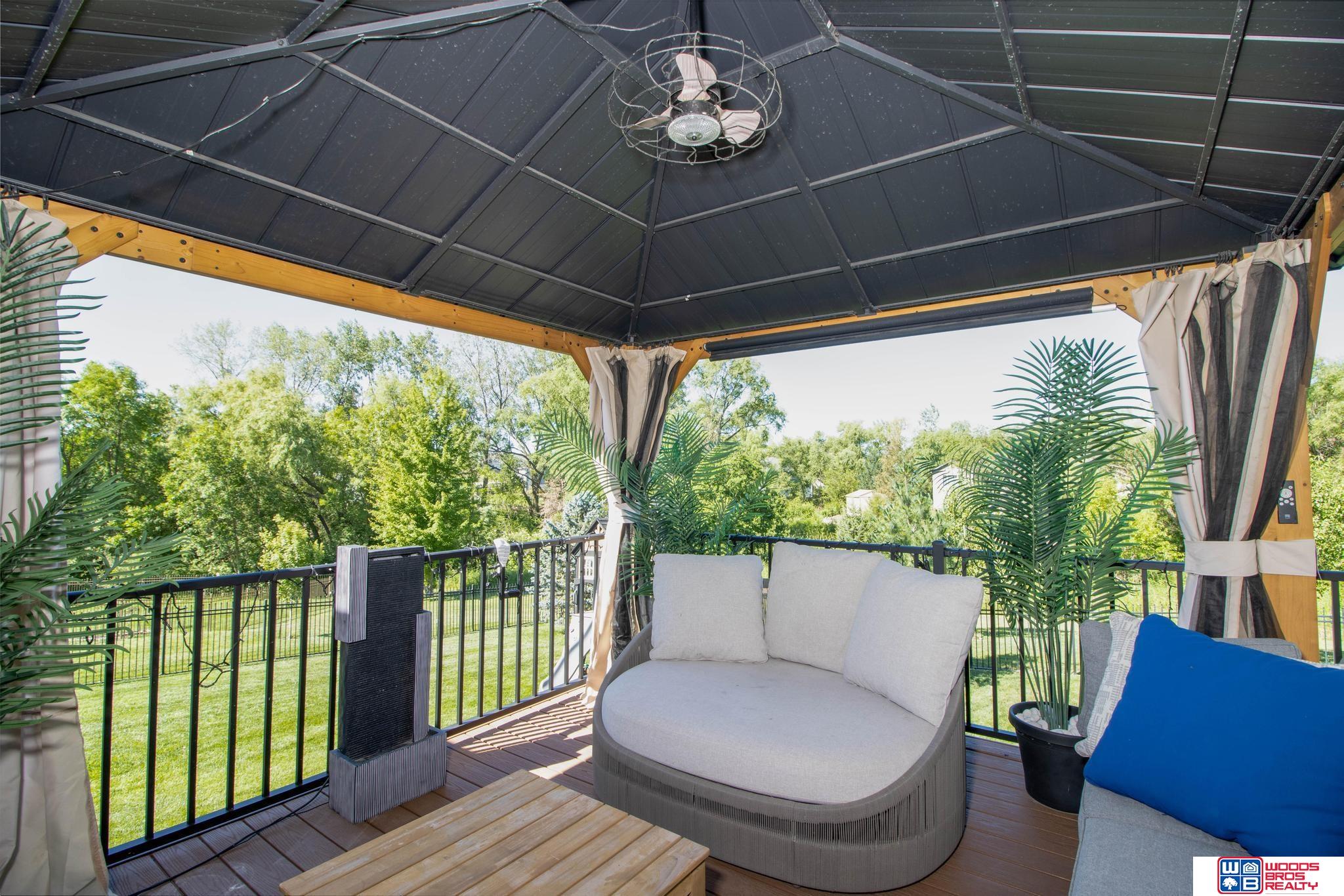 733 Spruce Circle