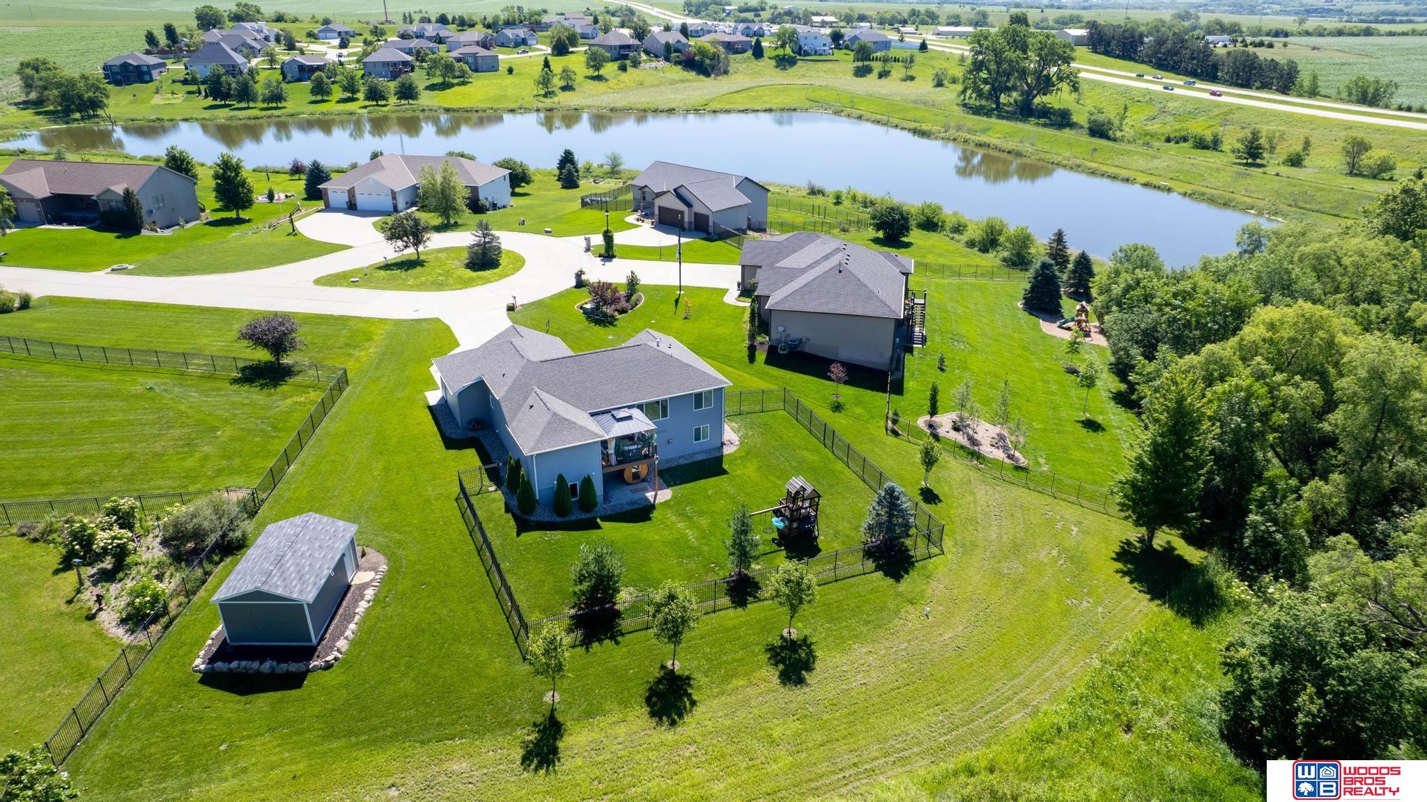 733 Spruce Circle