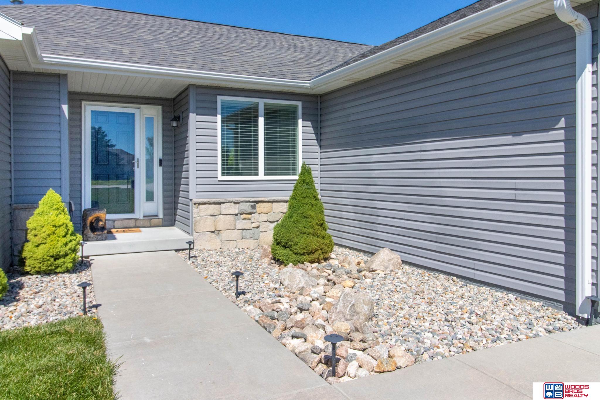 733 Spruce Circle