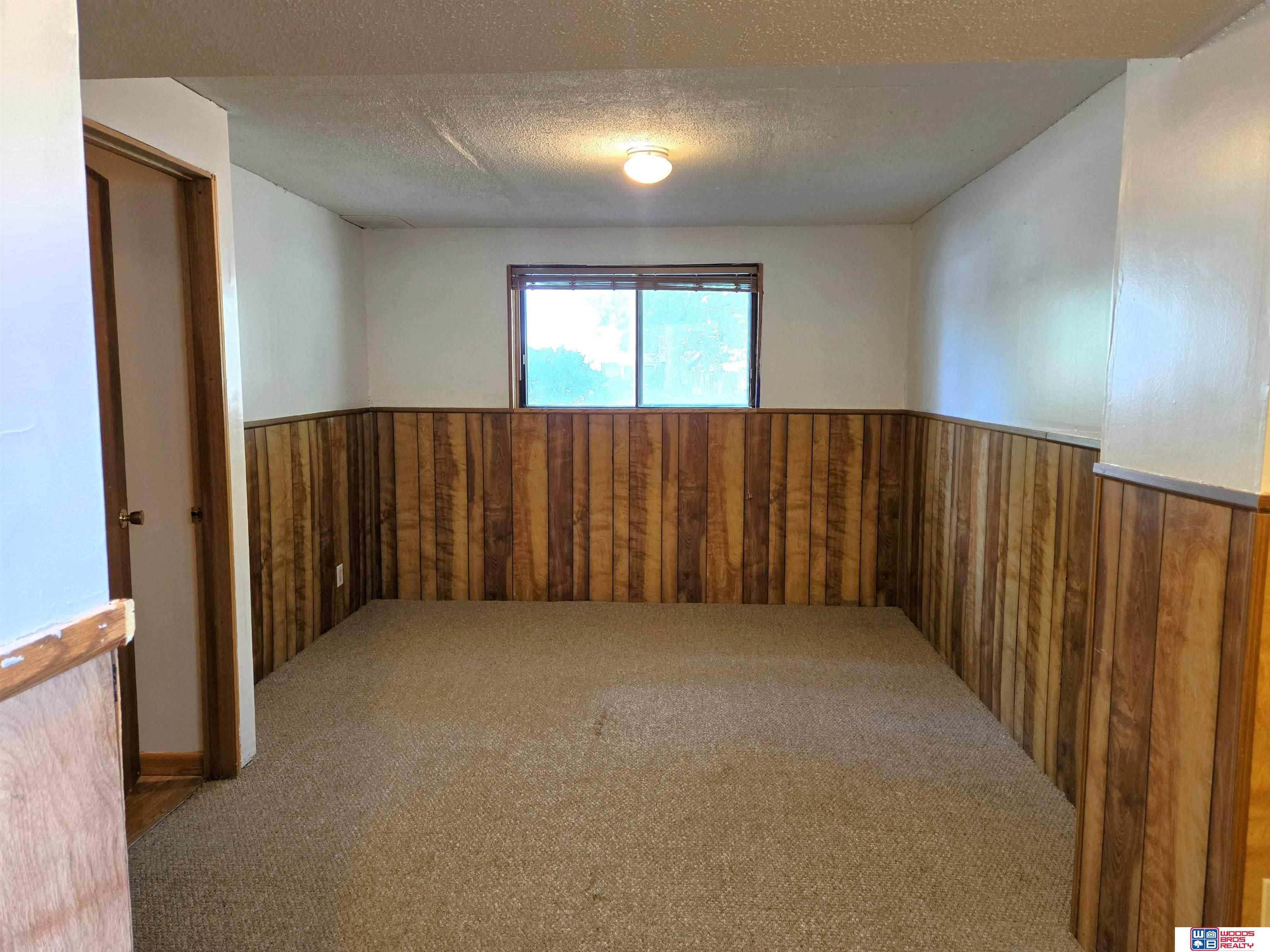 817 W Leon Drive
