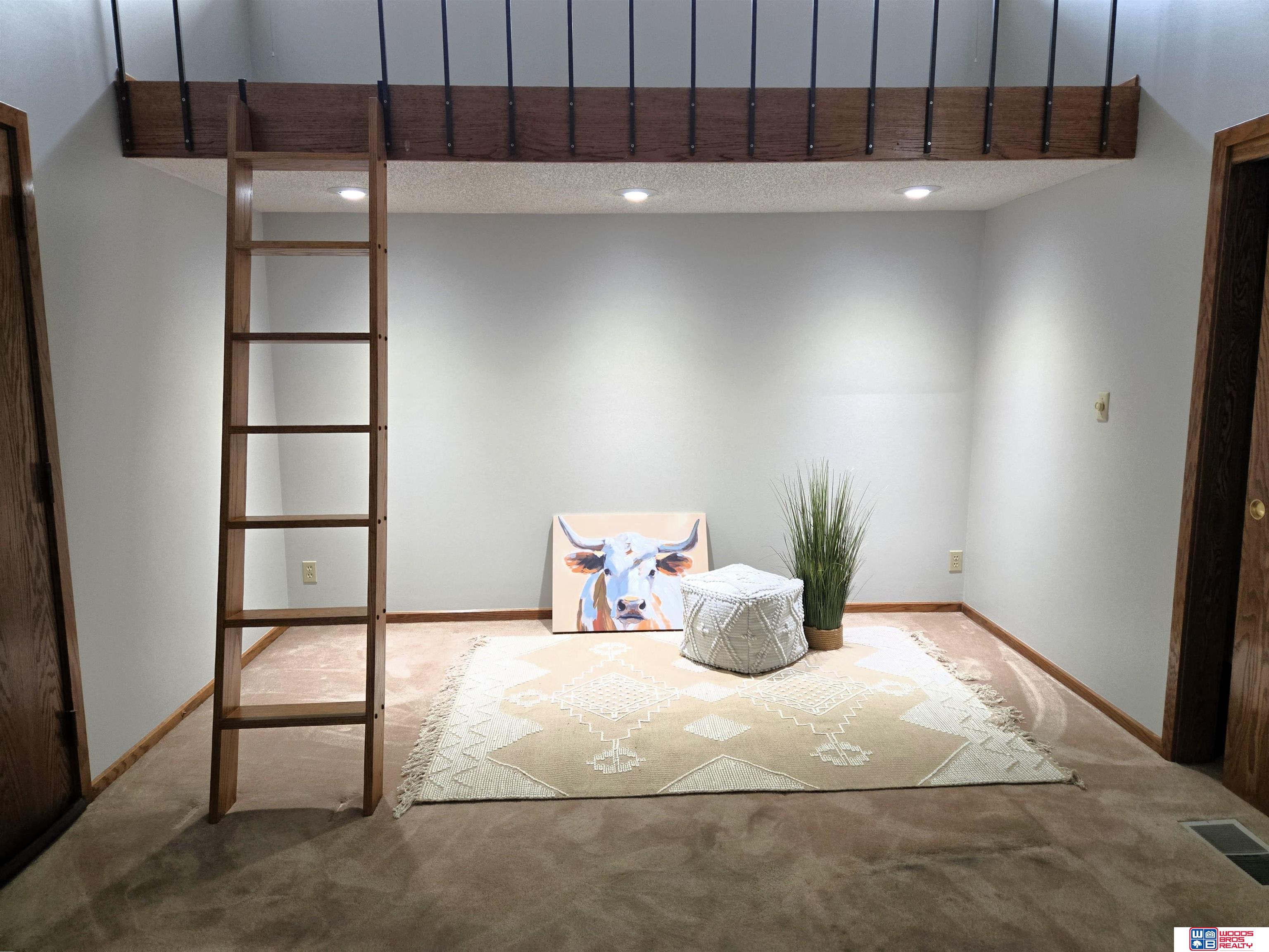 1300 G Street # 305E