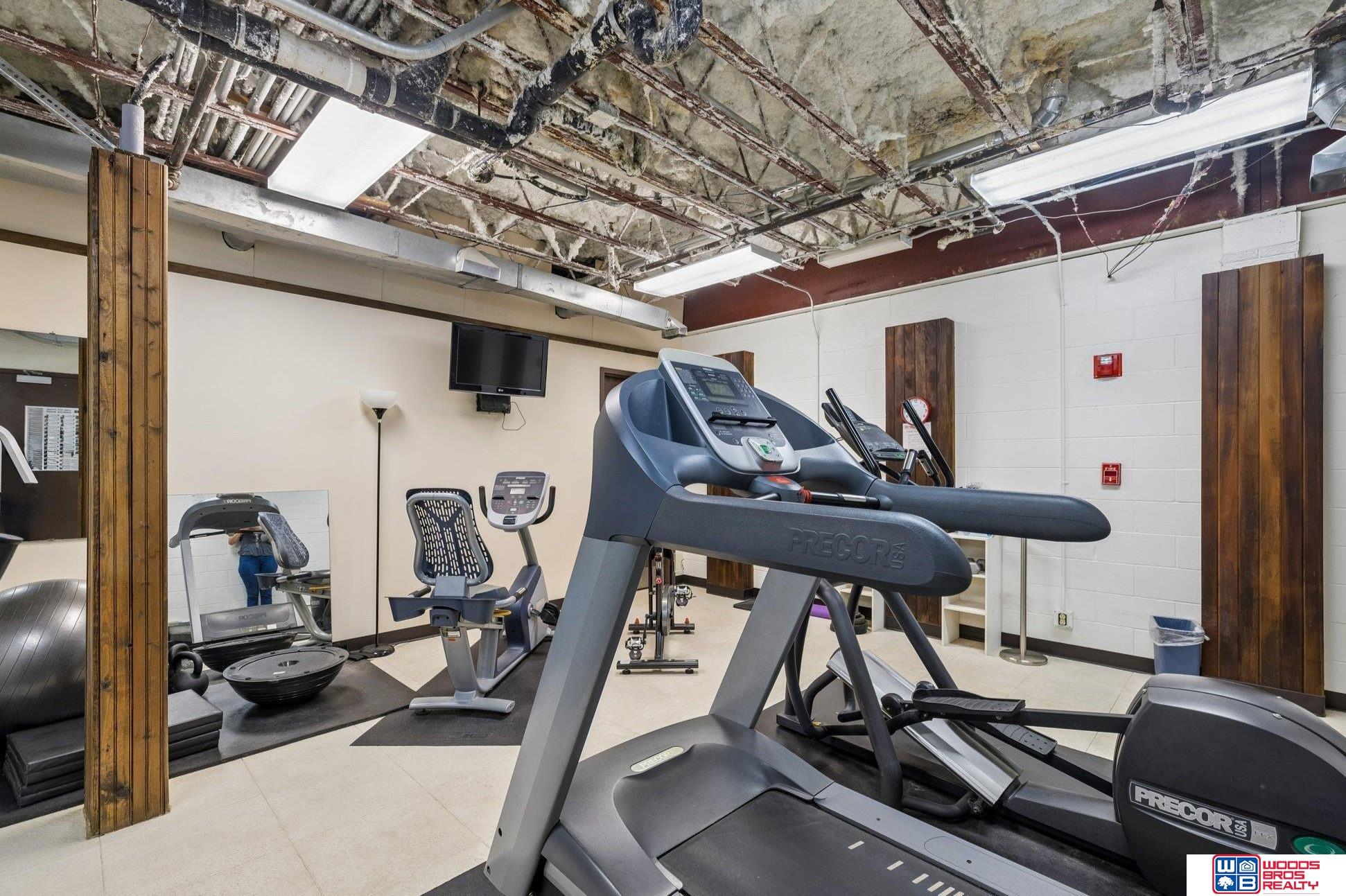 1300 G Street # 305E