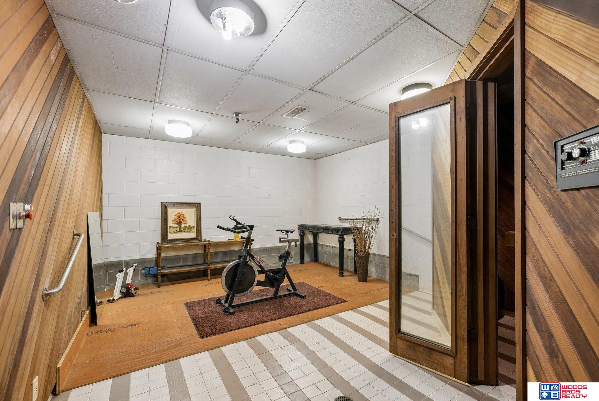 1300 G Street # 305E