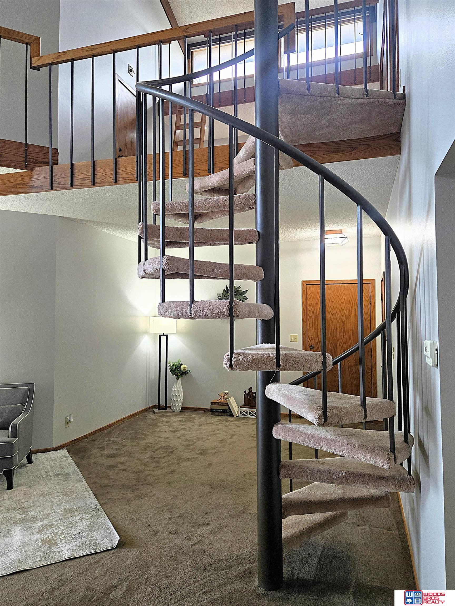 1300 G Street # 305E