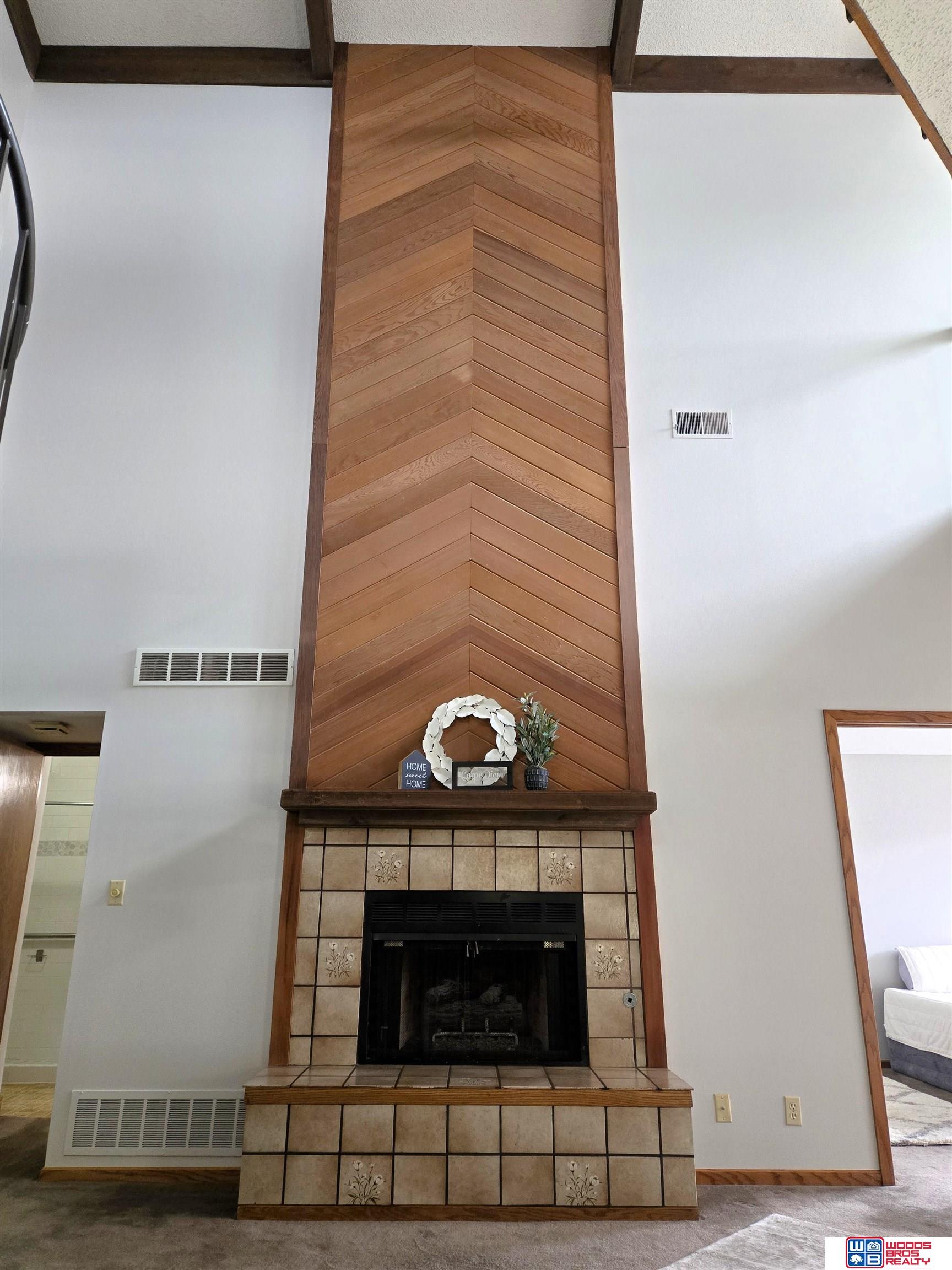 1300 G Street # 305E