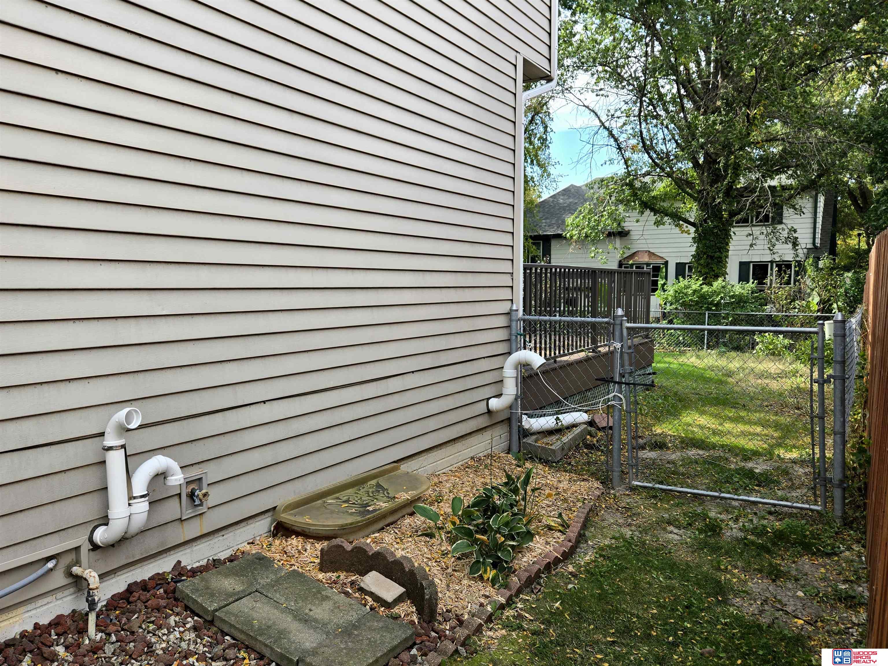 2921 N 74th Street