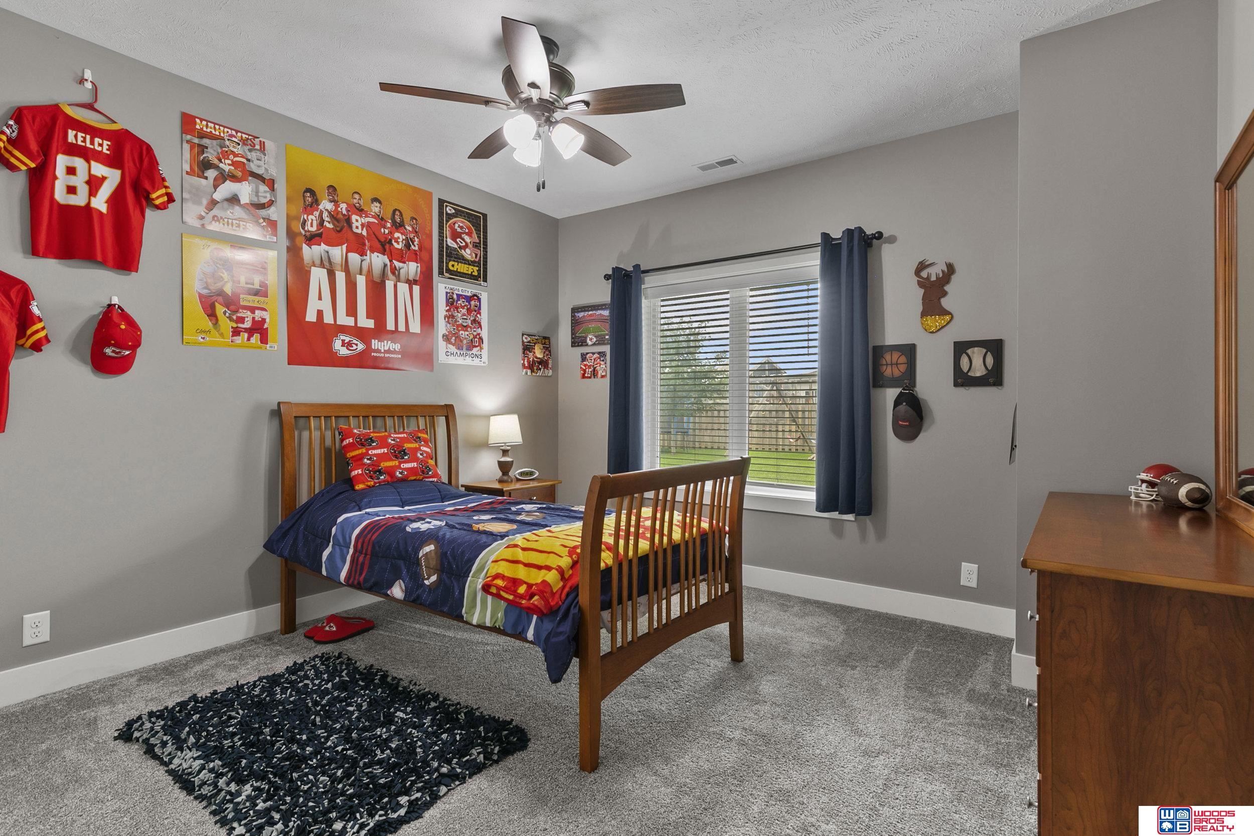 3109 N 93rd Court