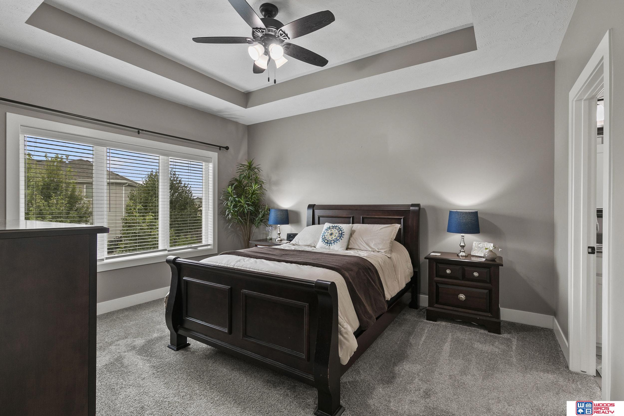 3109 N 93rd Court