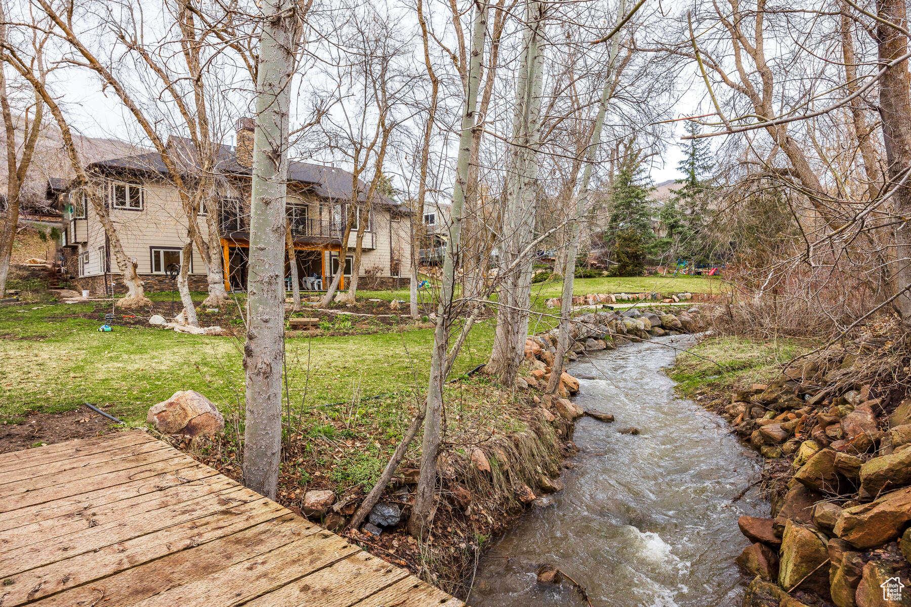 5010 E TRAILS END WAY