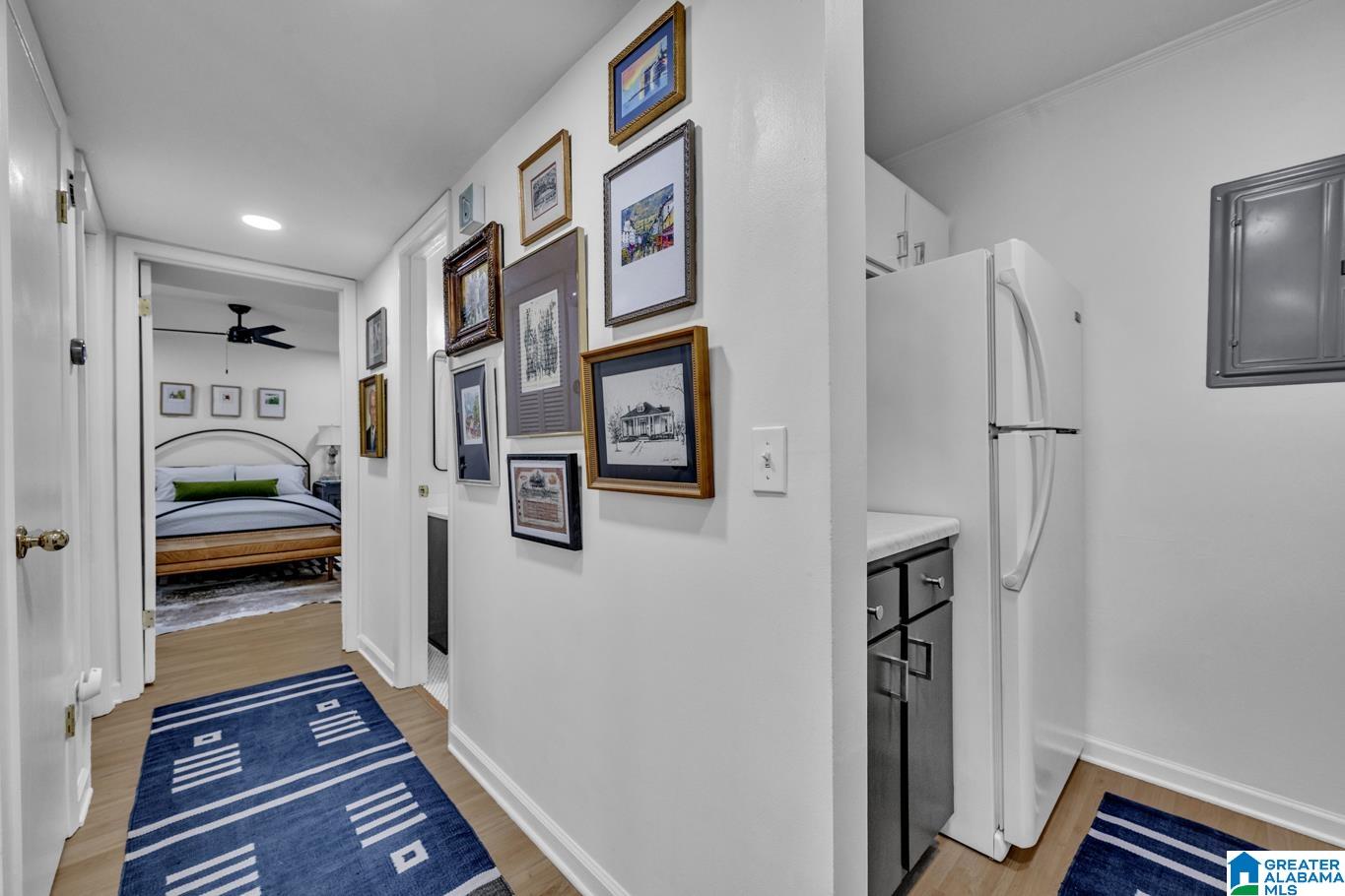 3350 ALTAMONT ROAD S Unit: b17