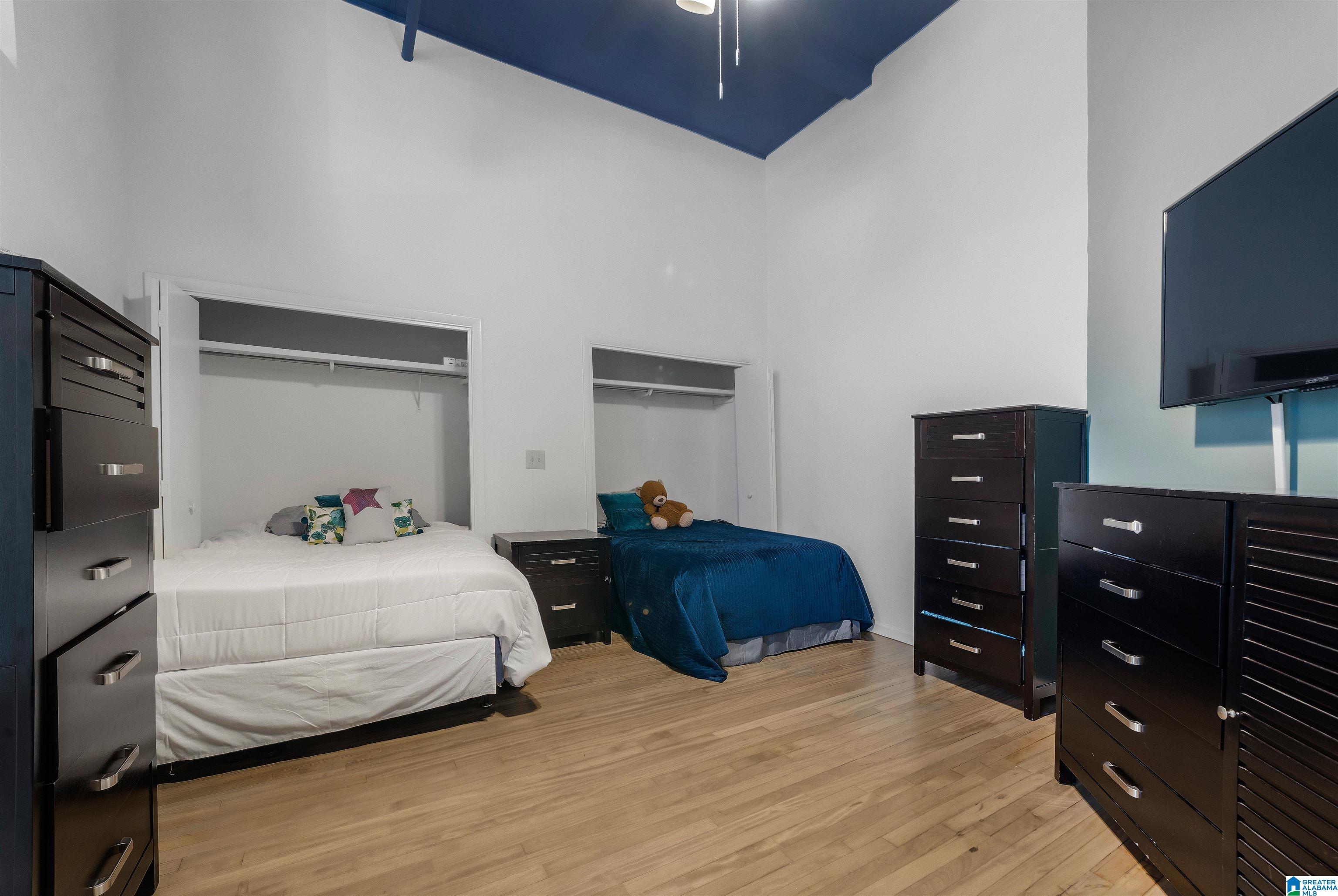 2301 1ST AVENUE Unit: 208